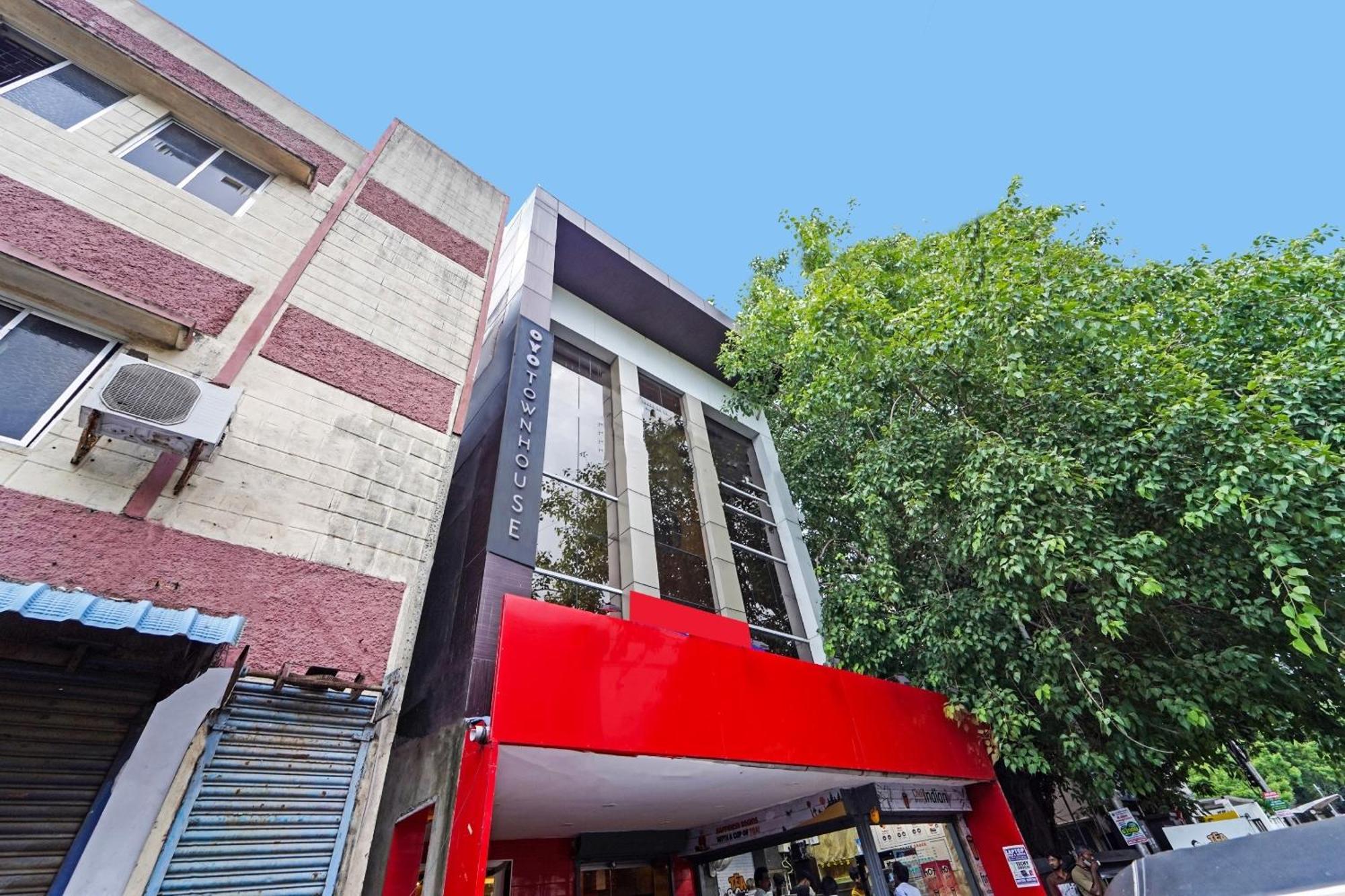 Townhouse Anna Salai Hotel