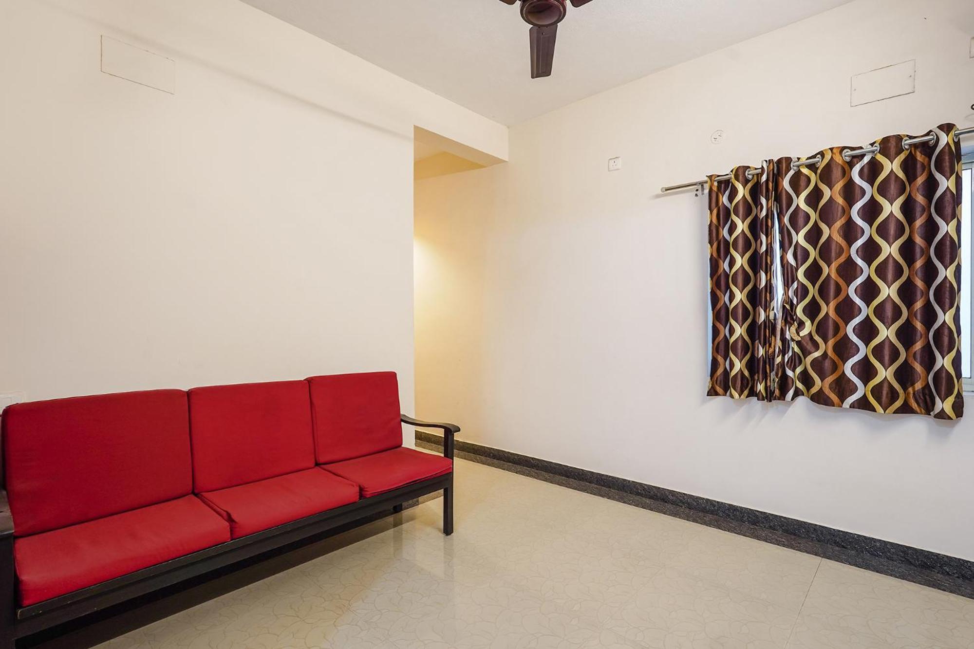 Hotel Fabexpress Joel - Nr St Thomas Mount Church & Grand Mall & Phoenix Marketcity Chennai
