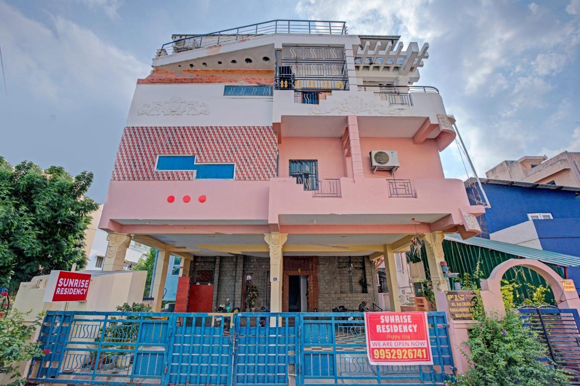 O Tiara Grand Hotel 3*