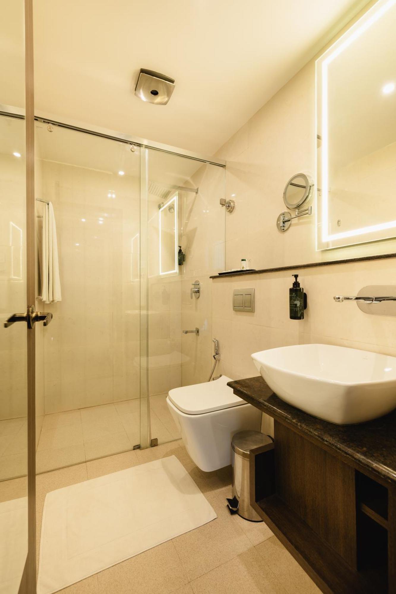 The Palomar By Crossway Hotel 4*