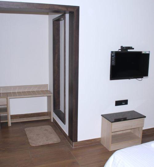 Hotel Ant Biz Near Trade Centre