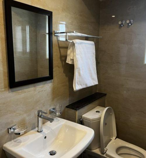 Ant Biz Near Trade Centre Hotel 4*