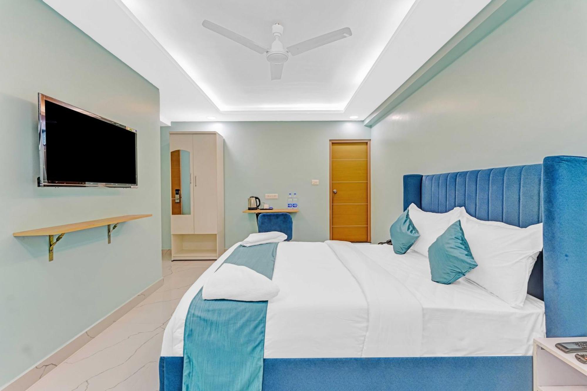 Rohaan Medavakkam By Upar Hotel *