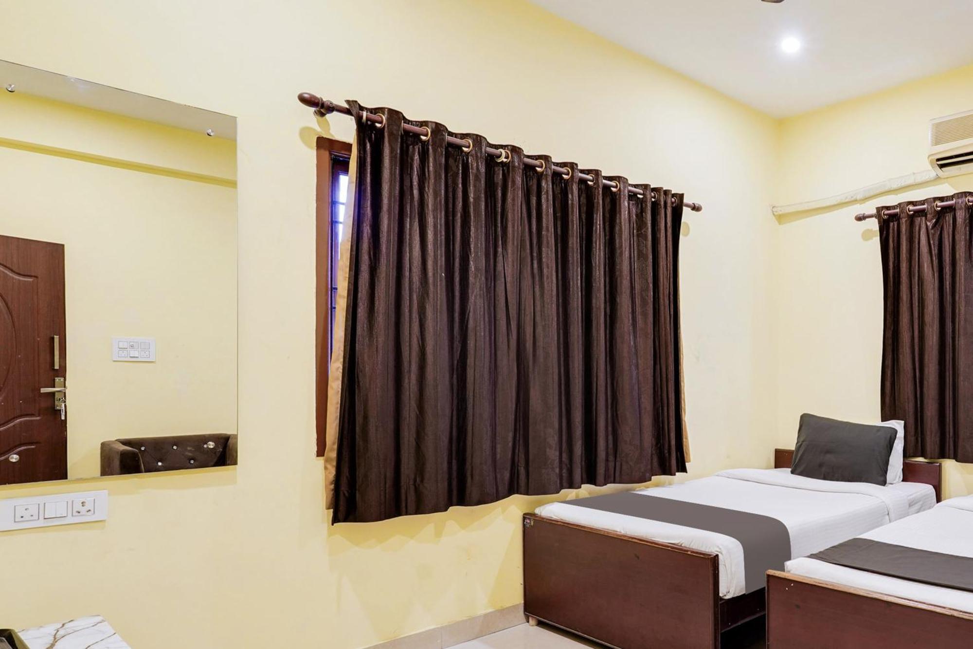 Hotel O Earth Vadapalani Chennai