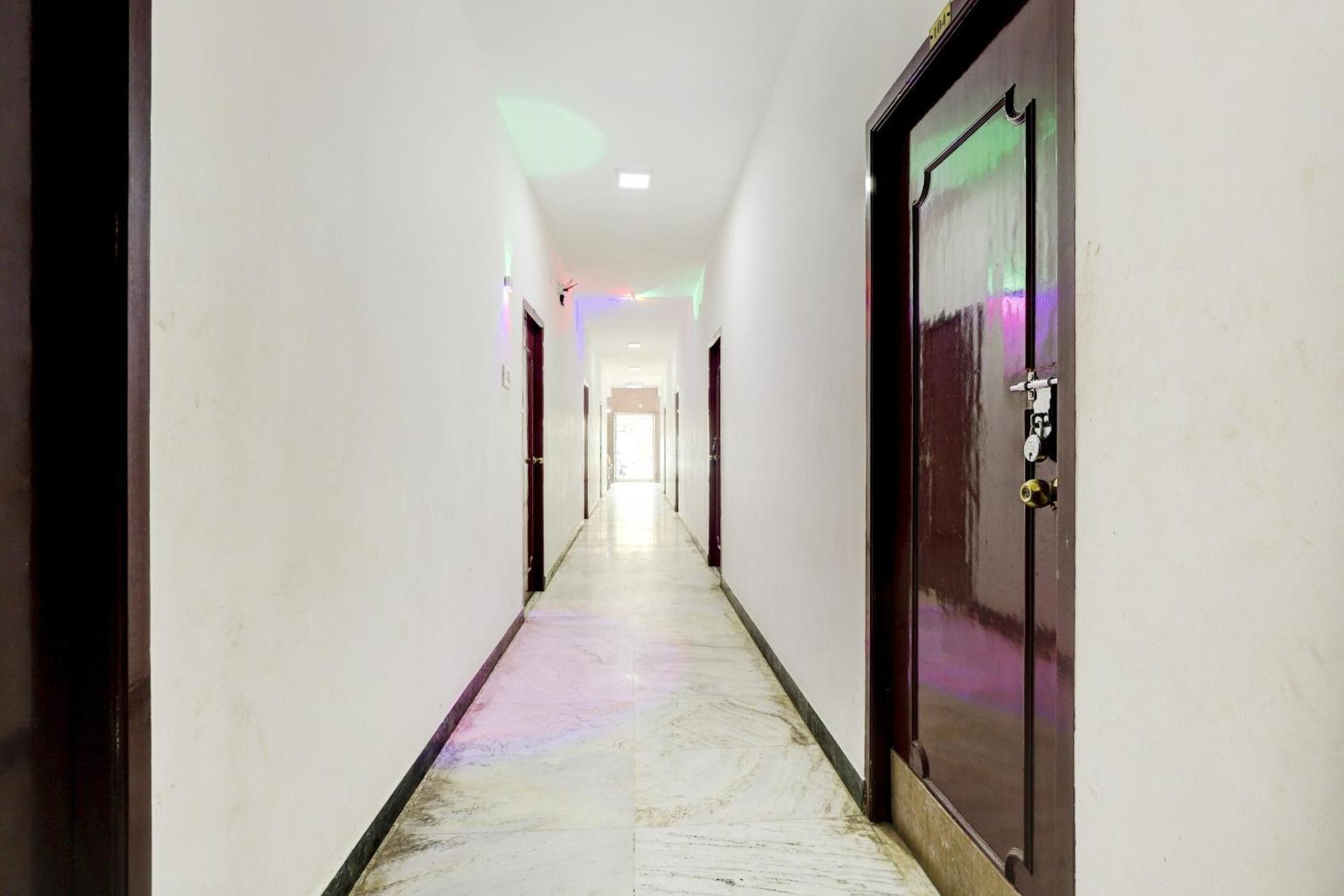 Spot On Jayam Residency Hotel 2*