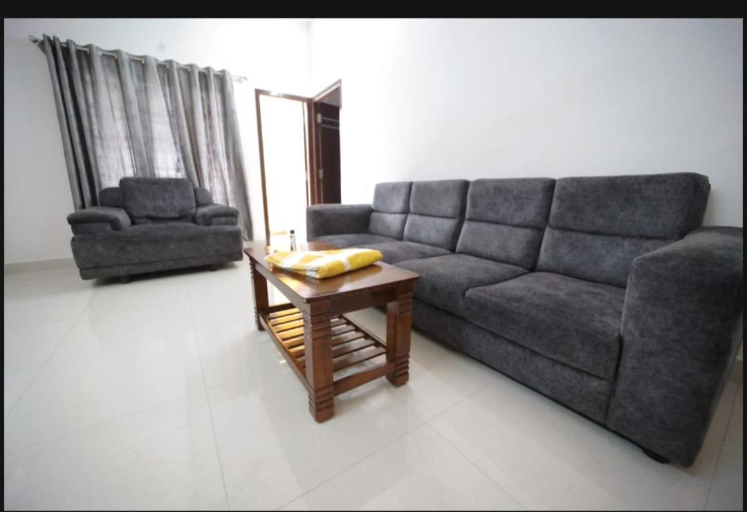 Cm Service - Near Airport - Pallavaram *