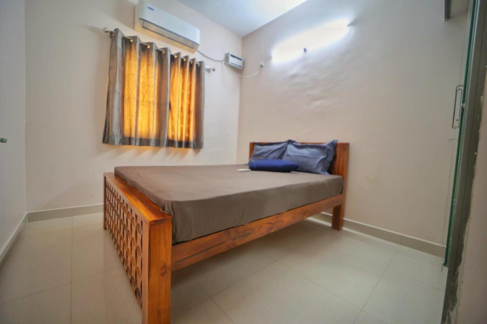 Cm Service - Near Airport - Pallavaram Apartment Chennai