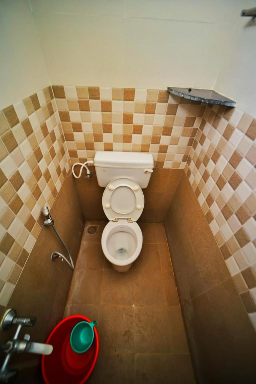 Cm Service - Near Airport - Pallavaram Apartment Chennai