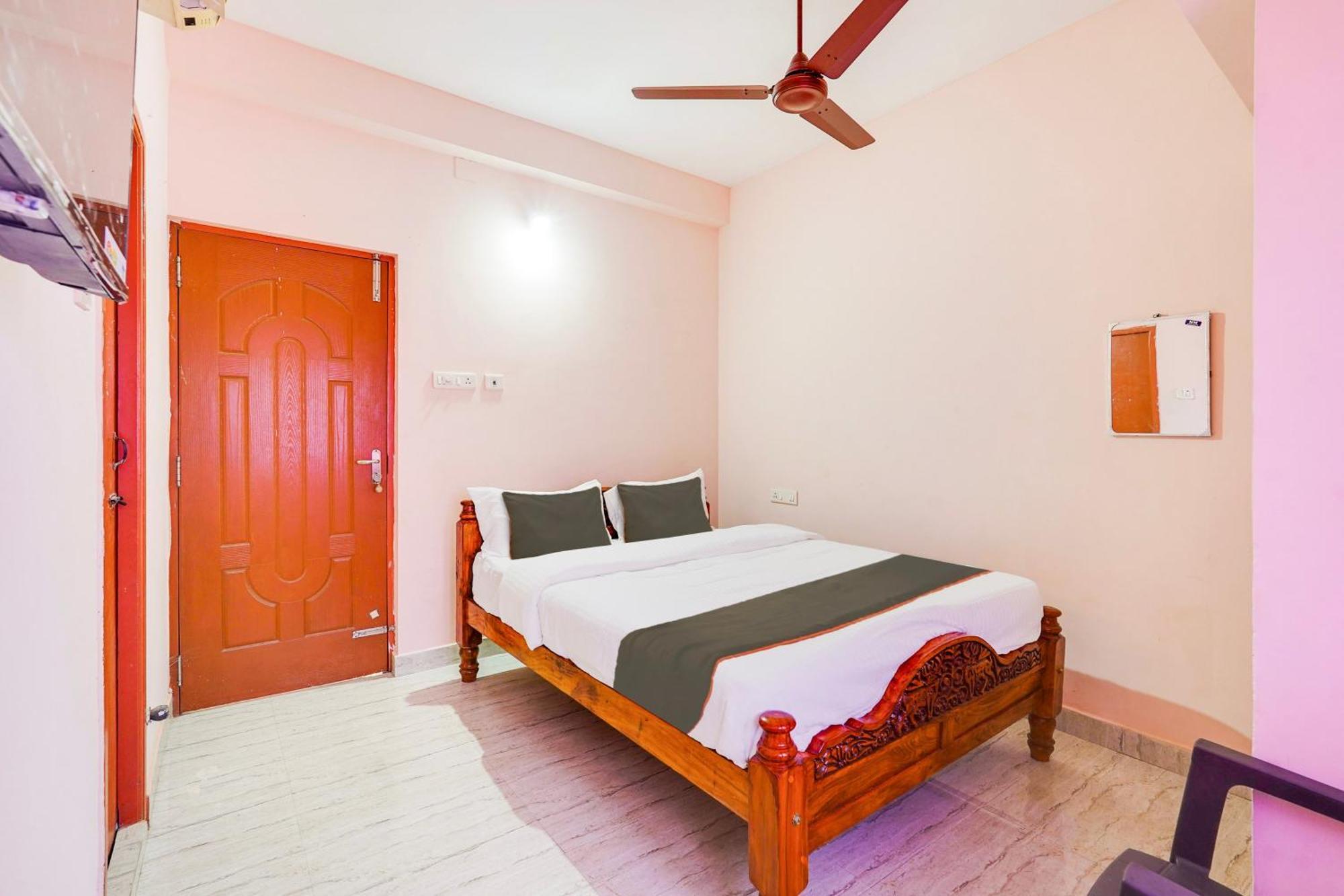 Oyo Park Residency