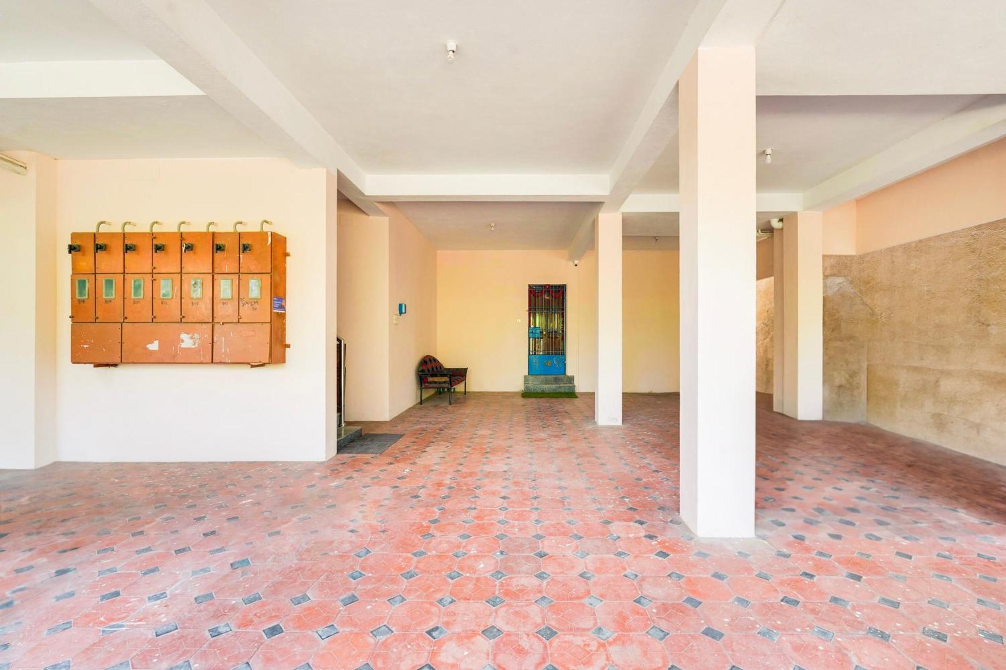 Oyo Park Residency Pangsapuri