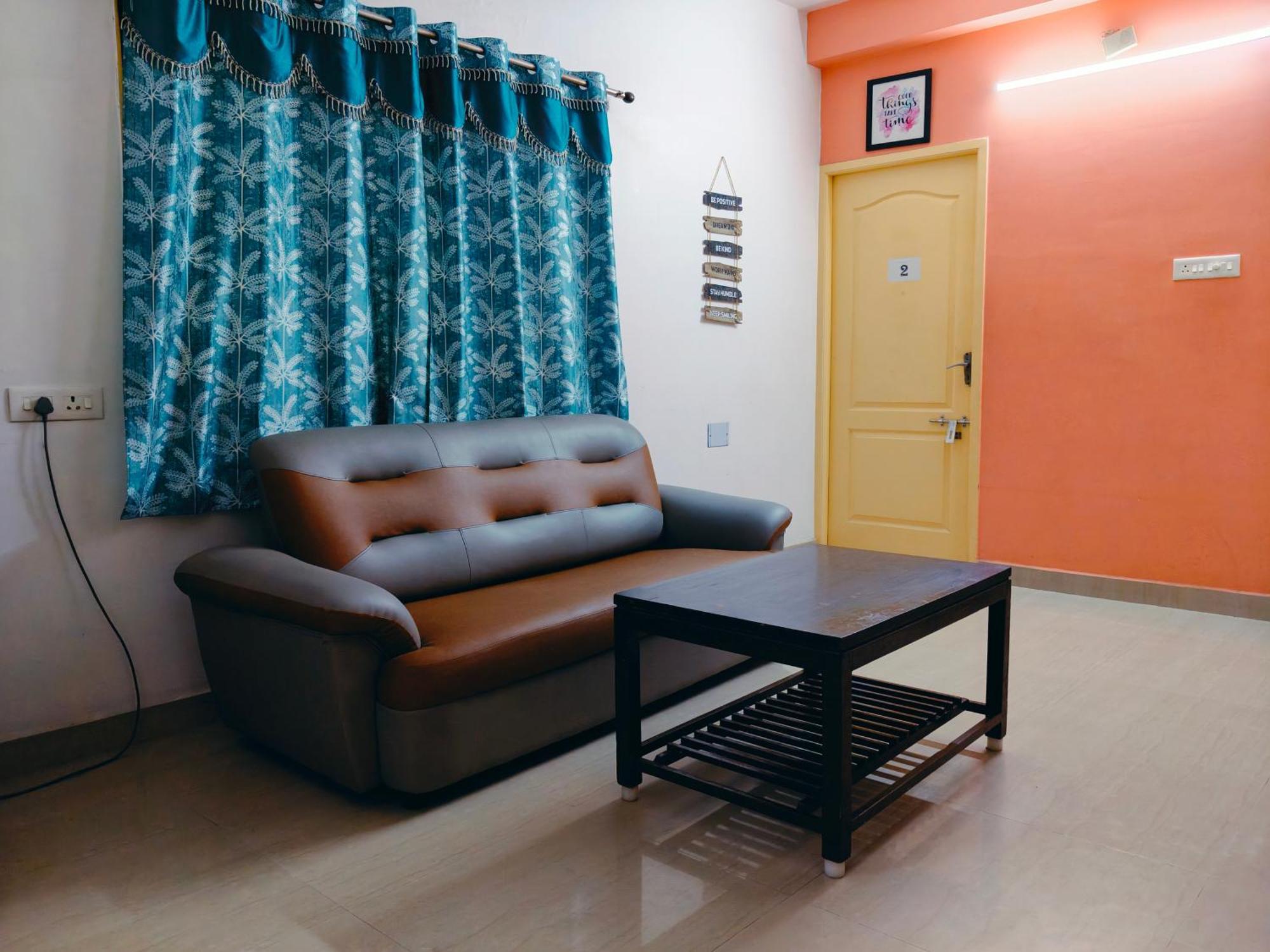 Homestay Cosy Behind Airport, Close To Dlf & Rmz It Park, Miot And Srm Hospitals, Trade Center *