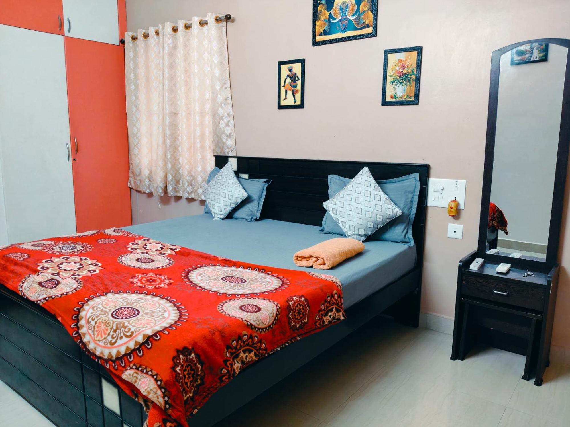 Cosy Behind Airport, Close To Dlf & Rmz It Park, Miot And Srm Hospitals, Trade Center Homestay Chennai