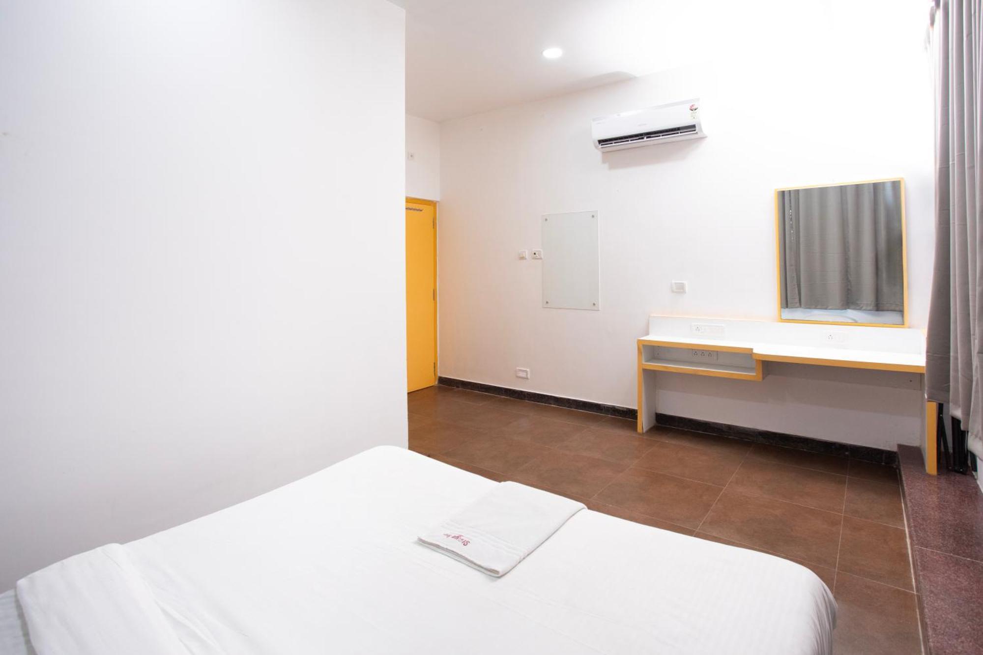 Stayz Mylapore Near Light House 2*