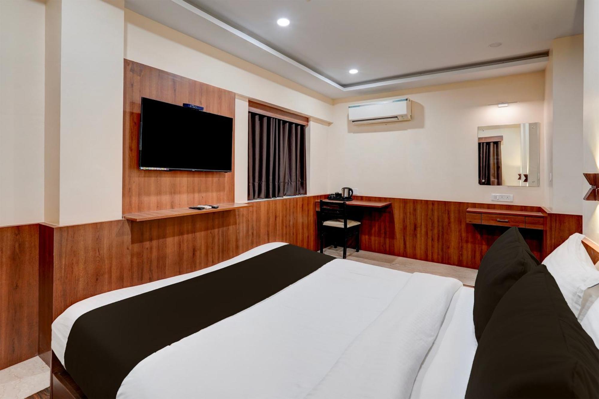 Townhouse Oriental Hotel 4*