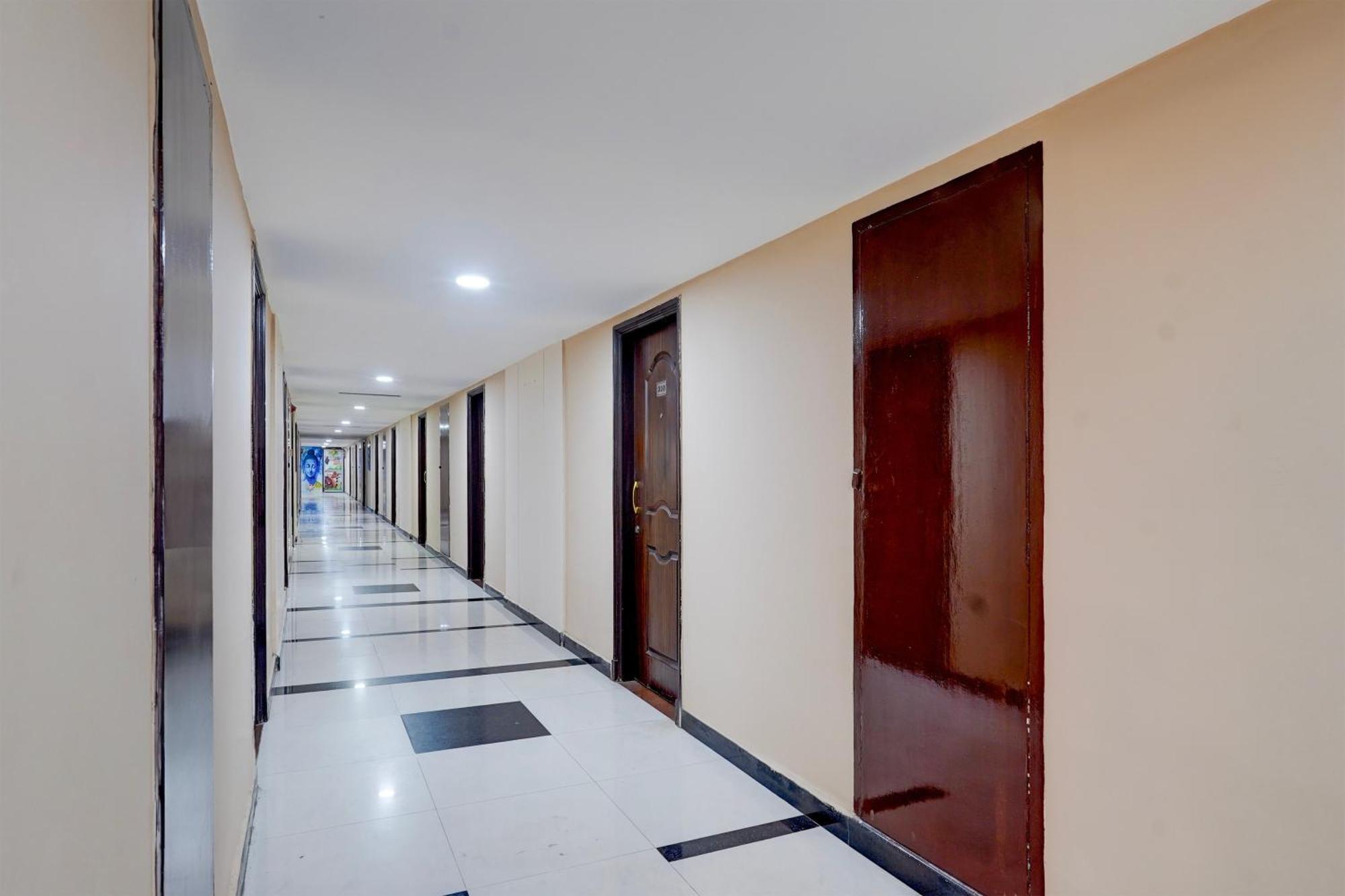 Super Townhouse Koyambedu Hotel Chennai