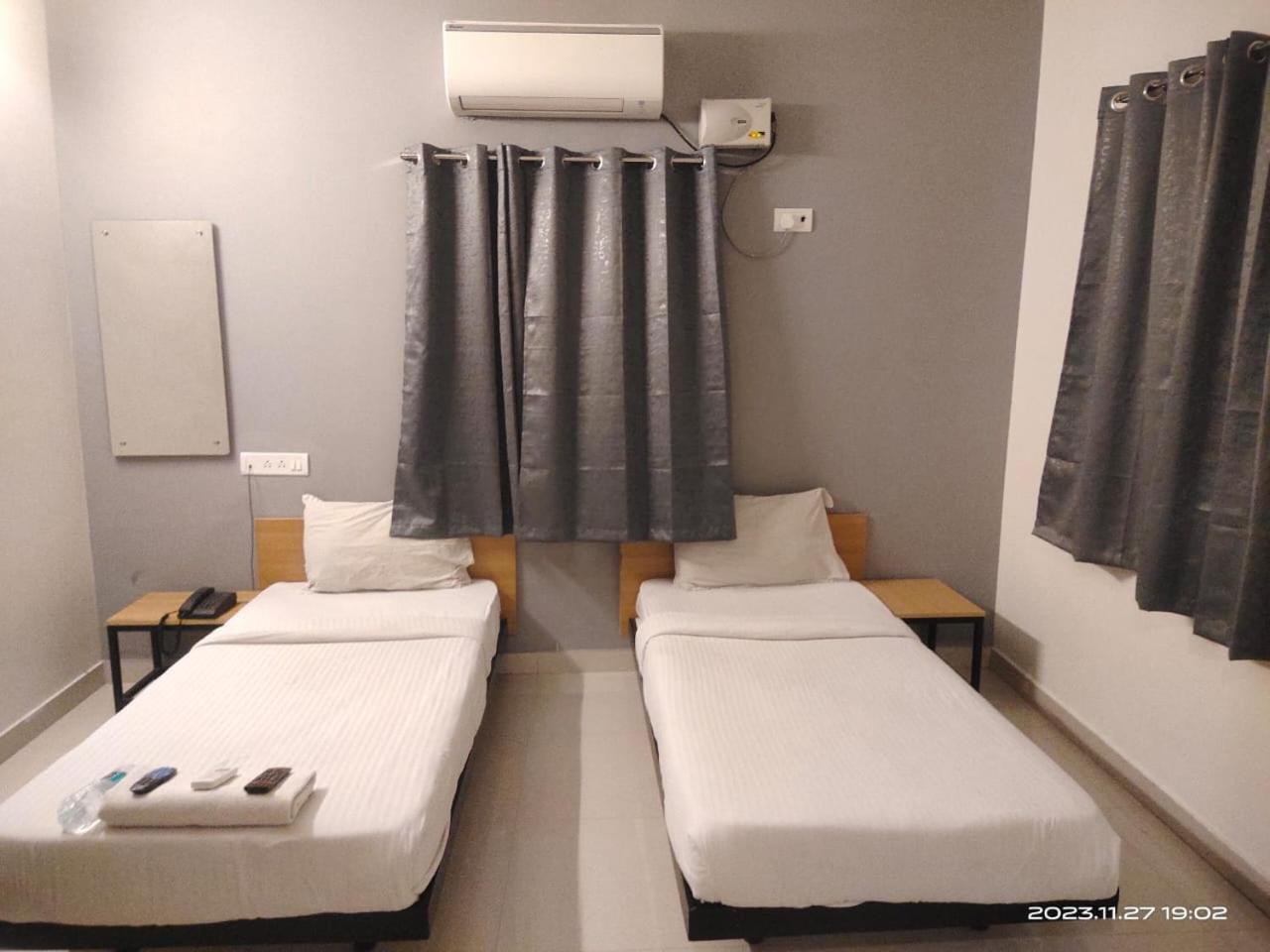 Hotel Inn34 By Blessings Hospitality
