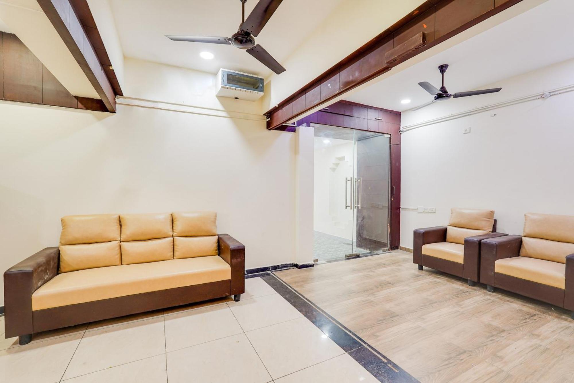 O Elite Near Loyola College 4*