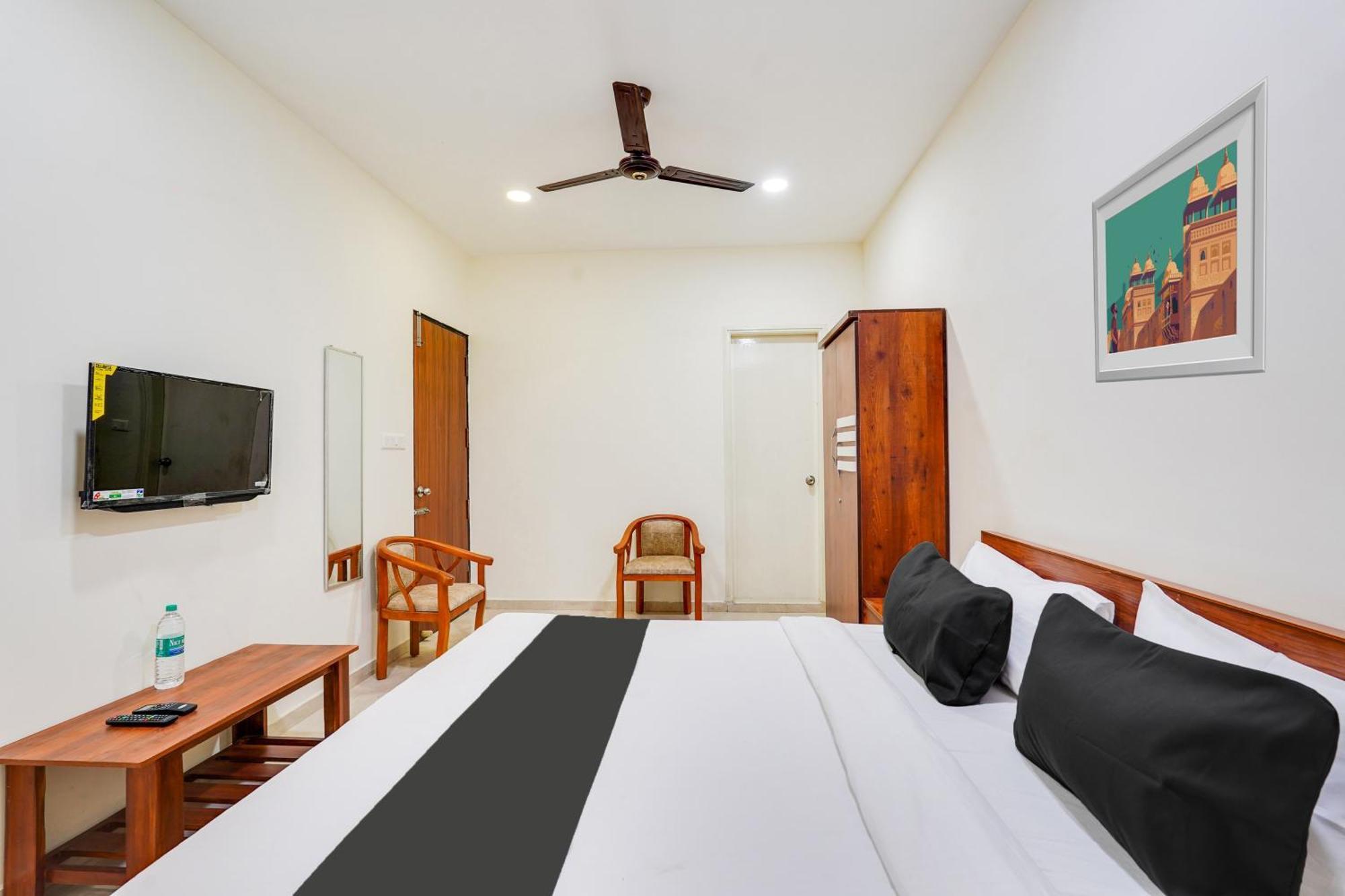 Hotel O Elite Near Loyola College
