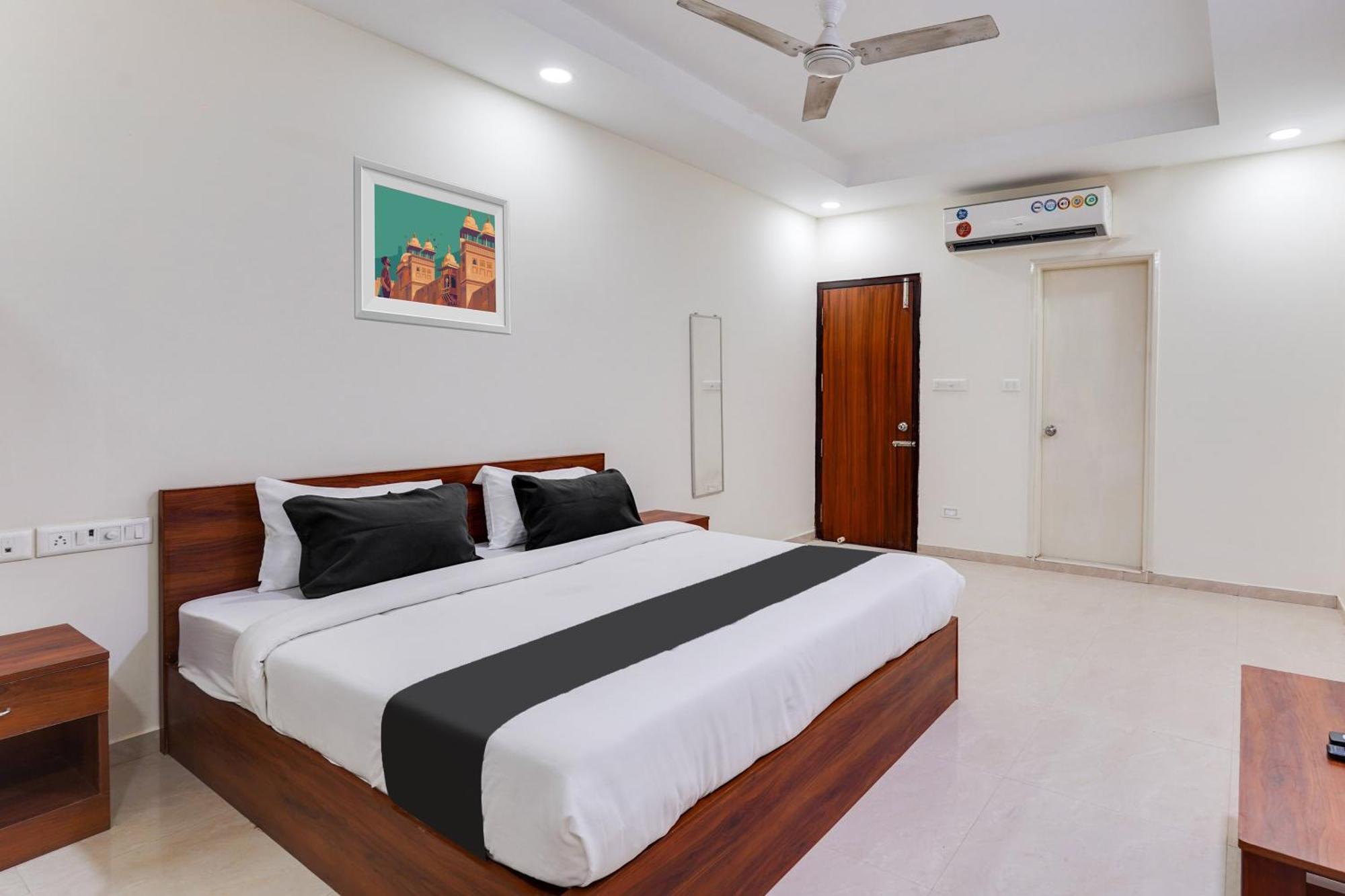 O Elite Near Loyola College 4*