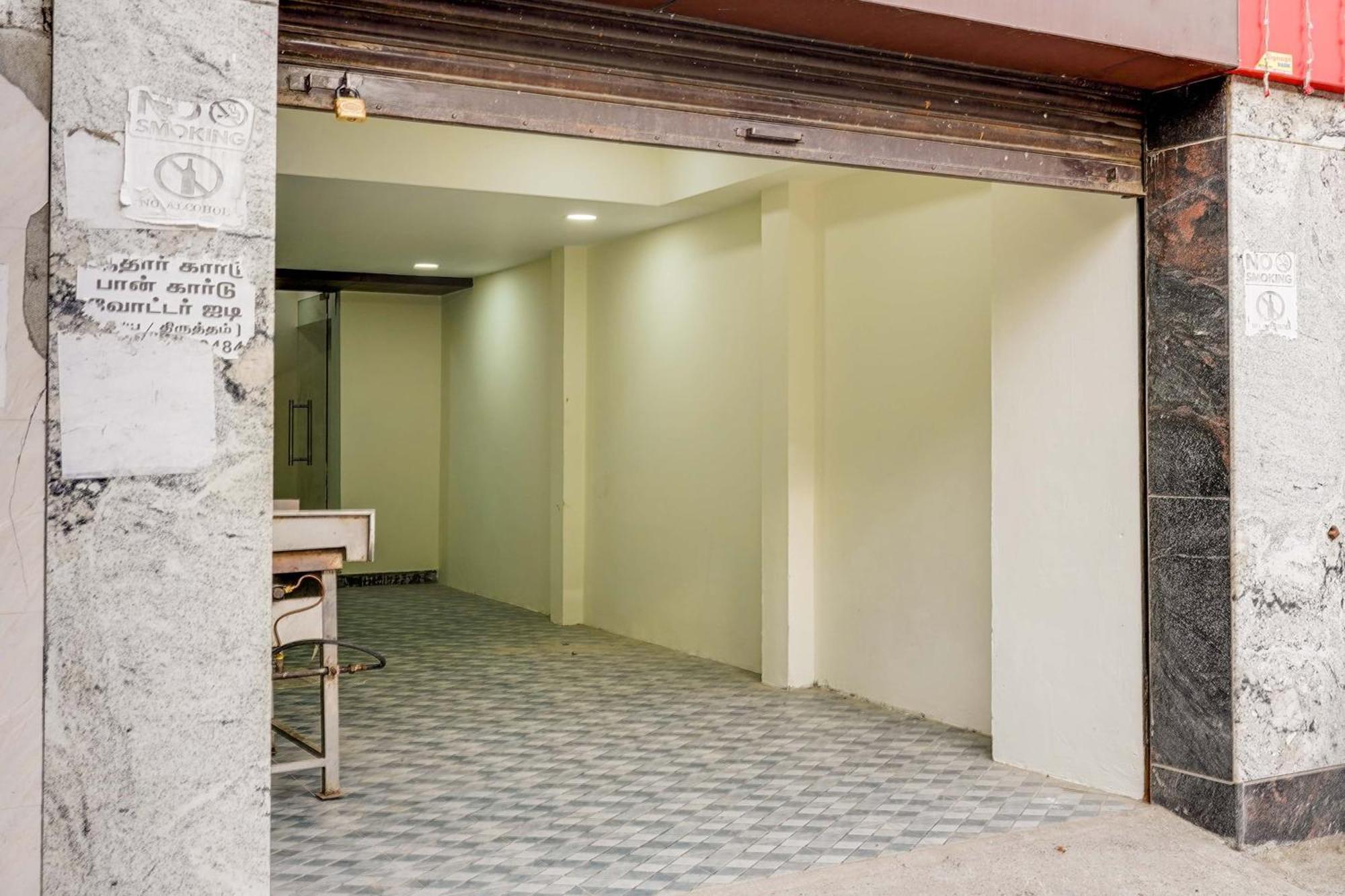 O Elite Near Loyola College 4*