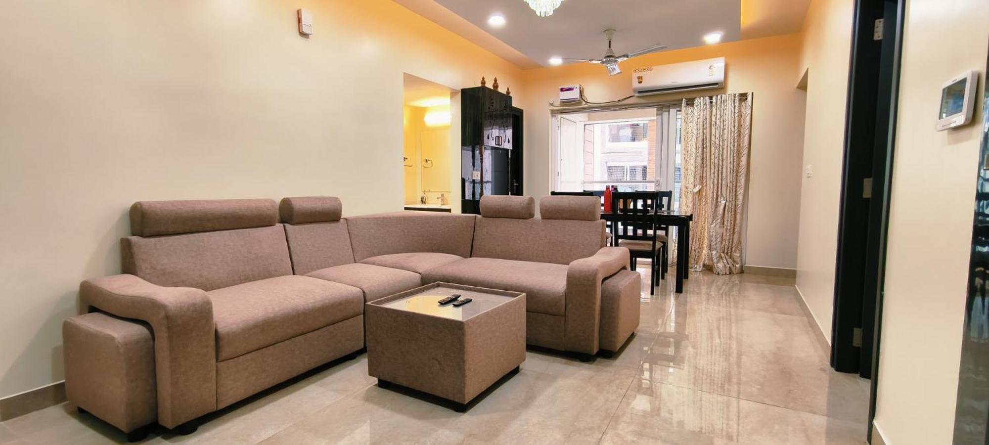 Sakthi Holiday's Hotel