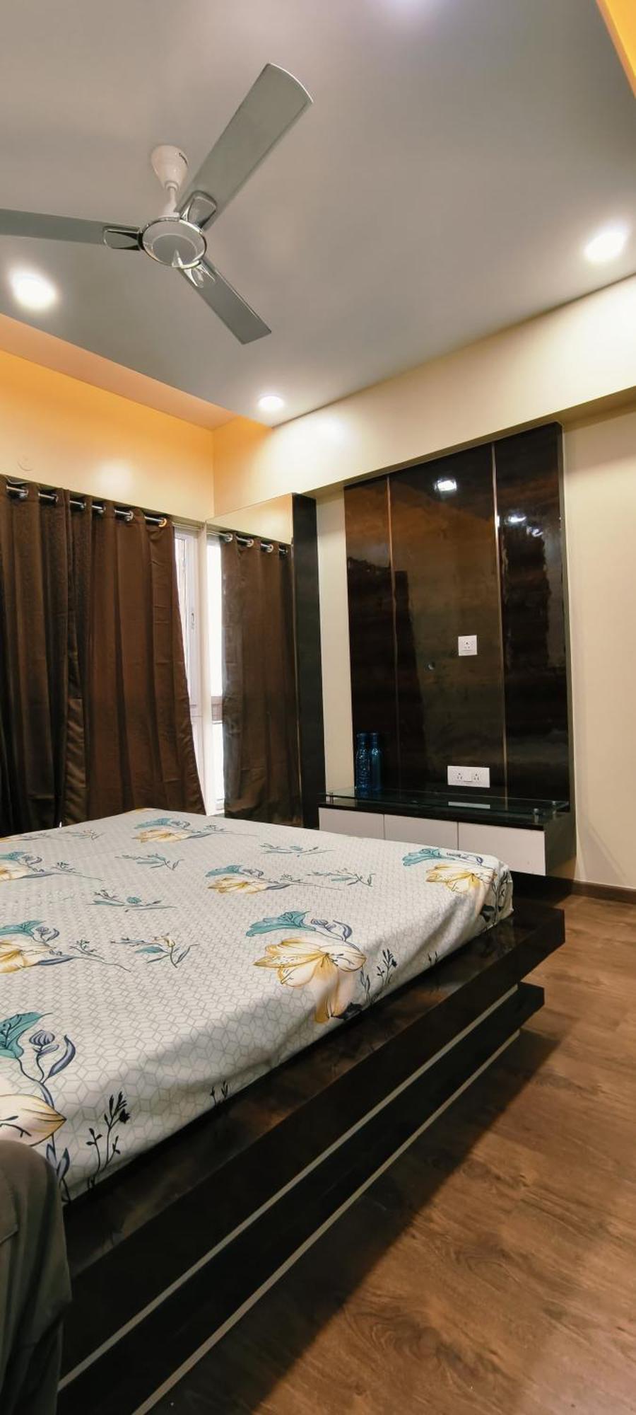 Sakthi Holiday's 3*
