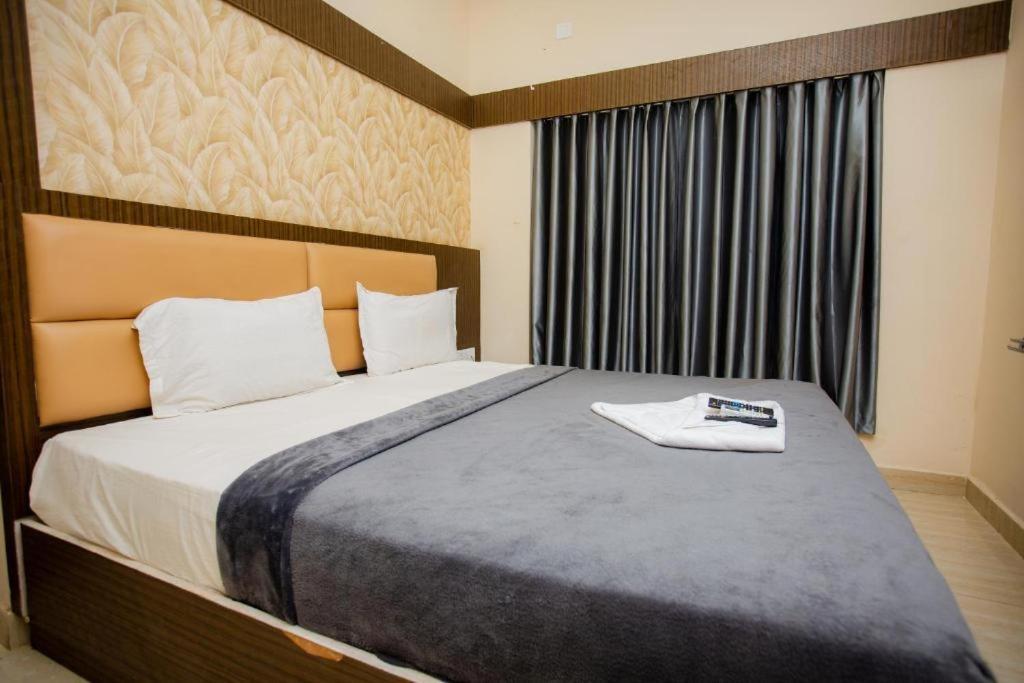 Pondok The Park Avenue - Business Class Near Railway Station Periyamet *