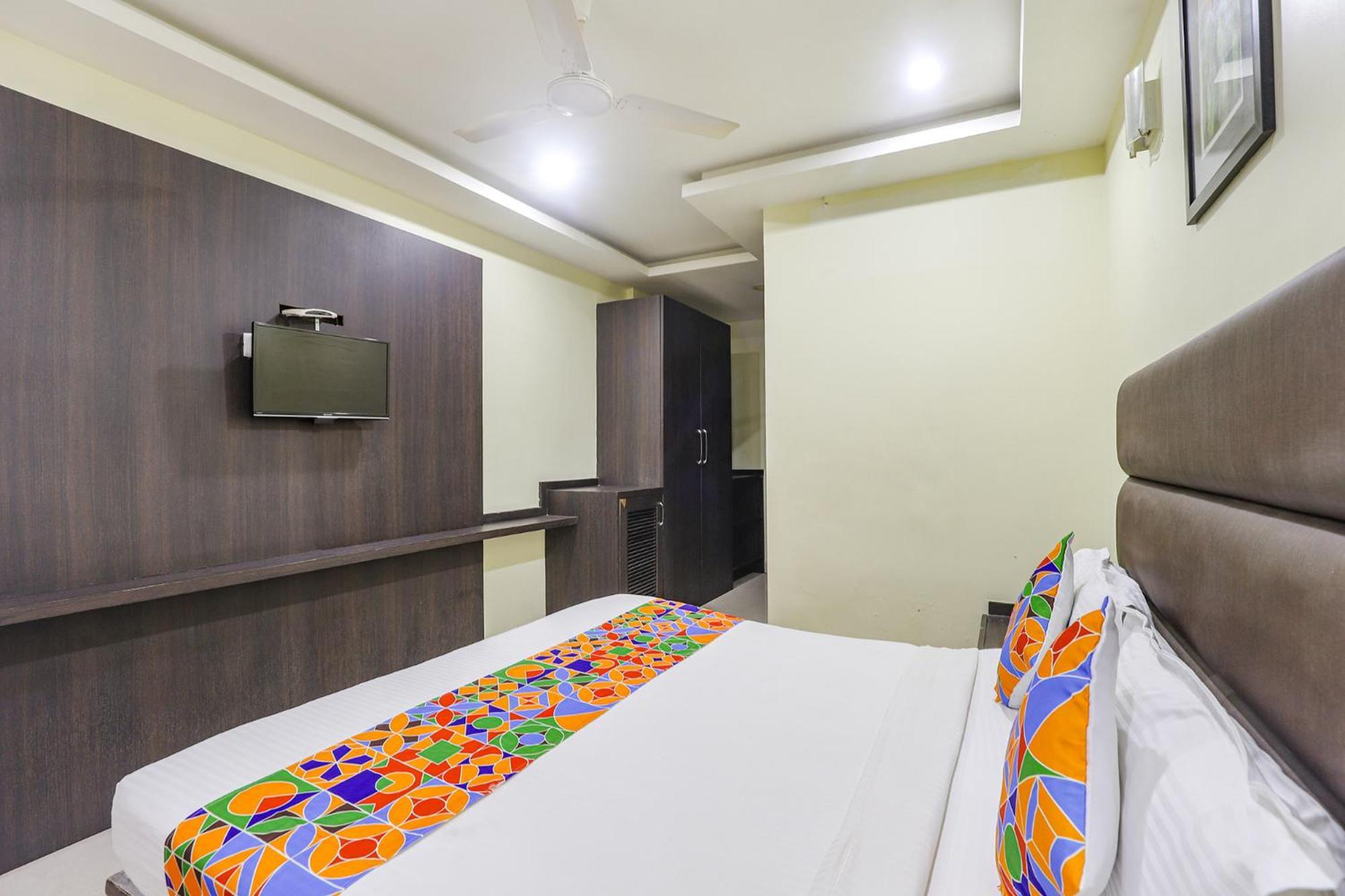 Hotel Fabhotel Infinite Yard Chennai