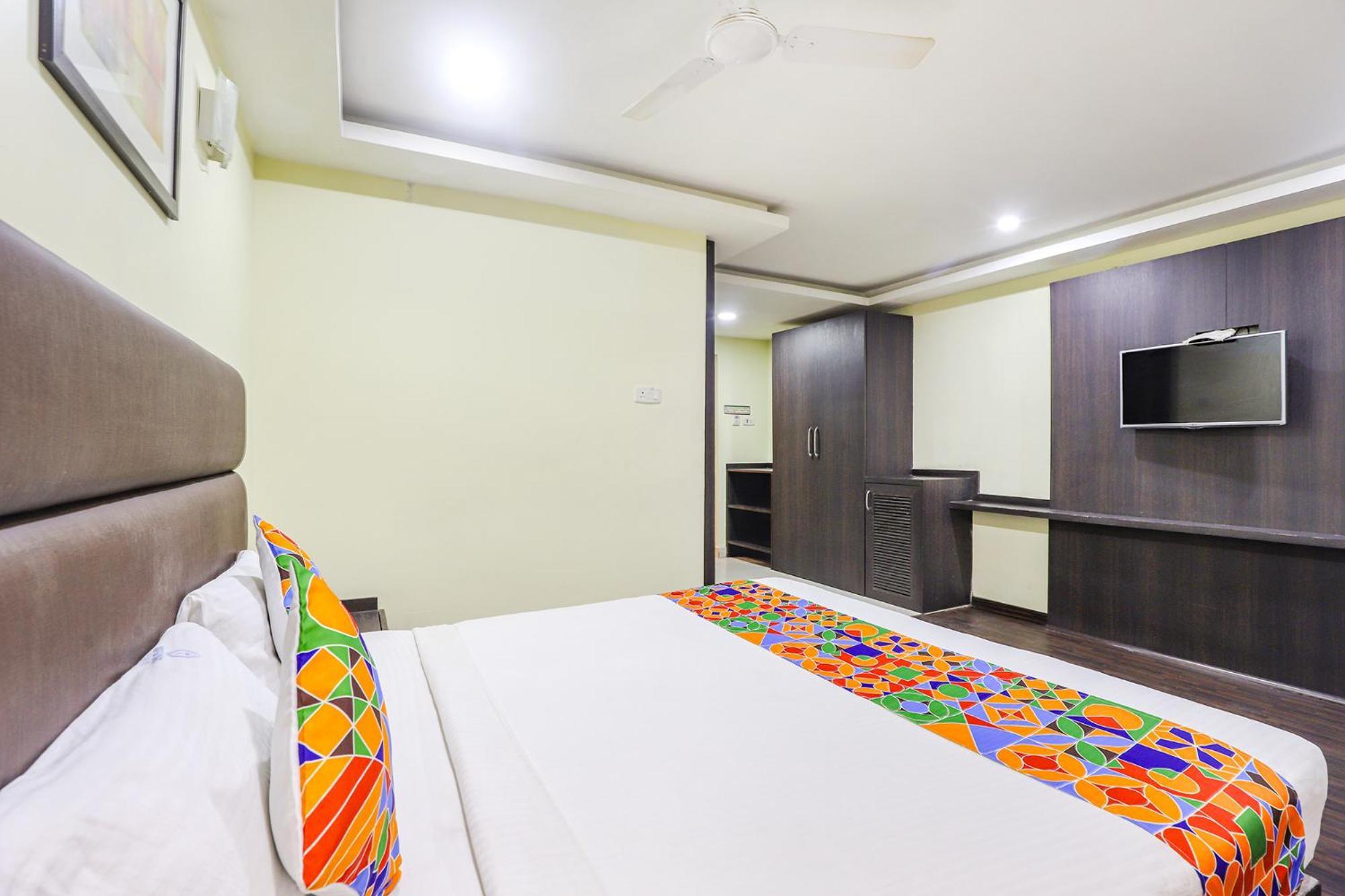 Fabhotel Infinite Yard Hotel 3*