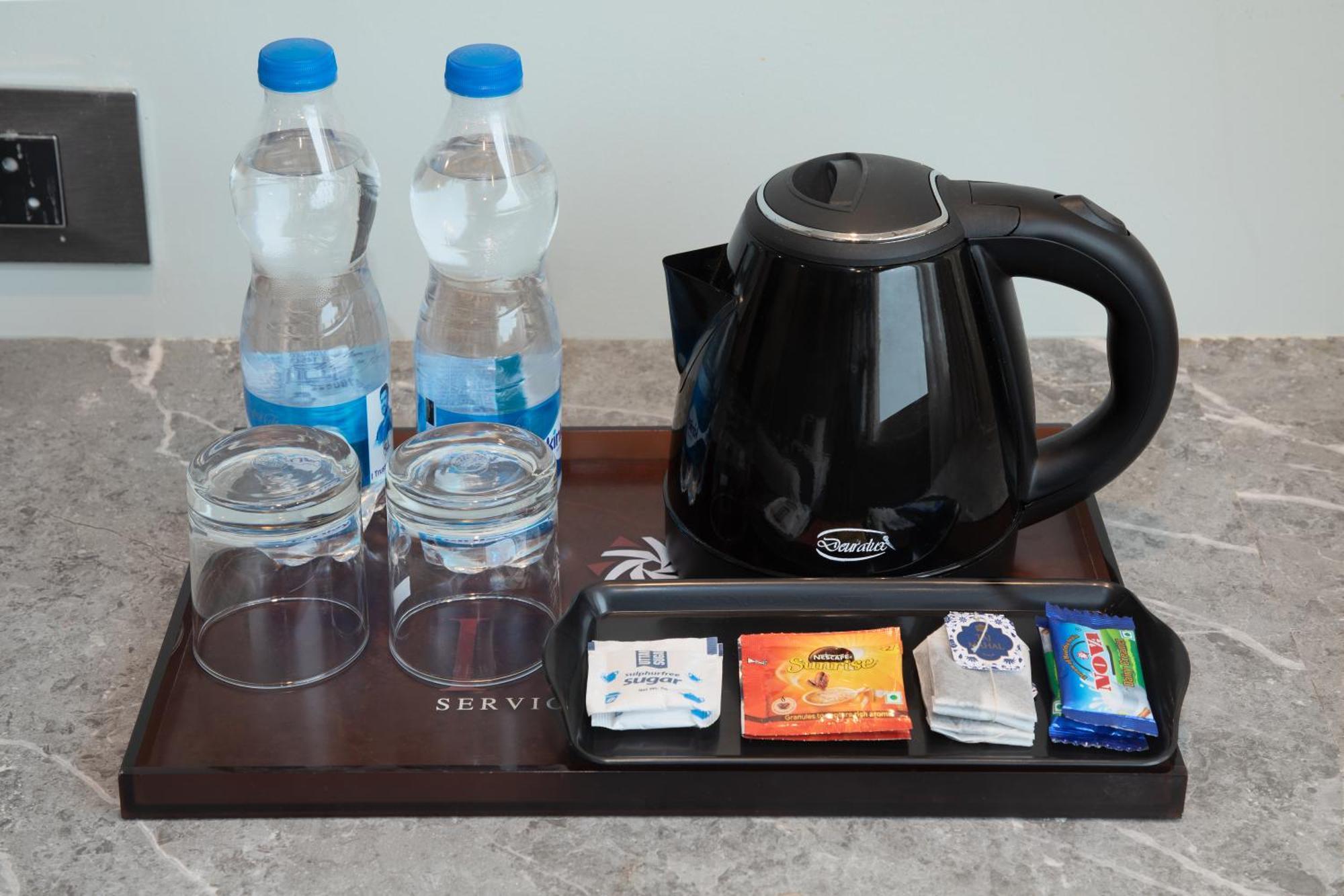 44 Oasis Hotel 4*