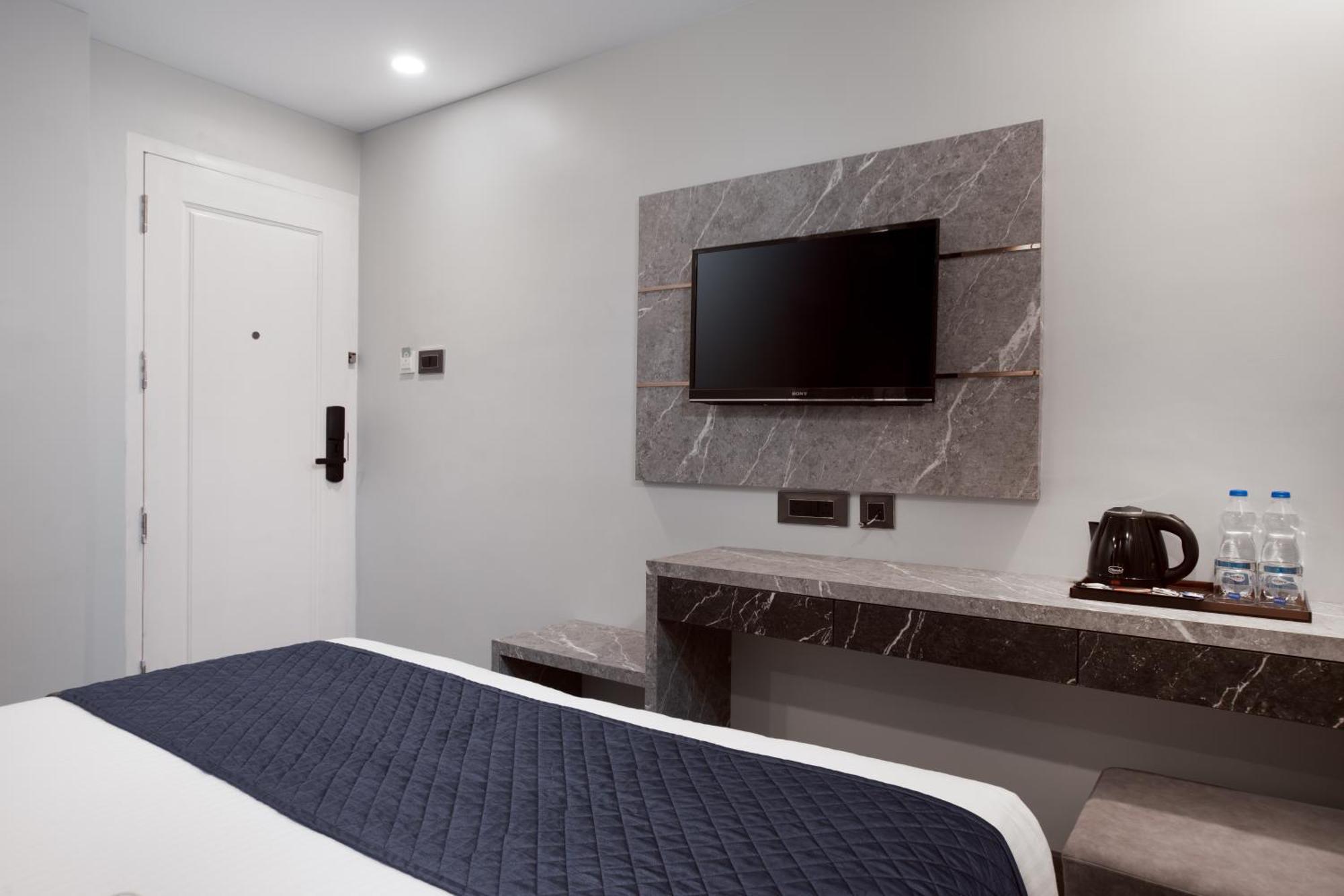 44 Oasis Hotel Chennai