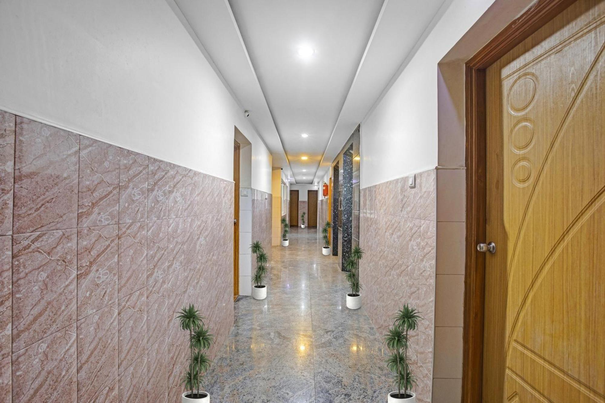 Super Townhouse Orchid Sankrish Near Balaji Dental College 3* Chennai