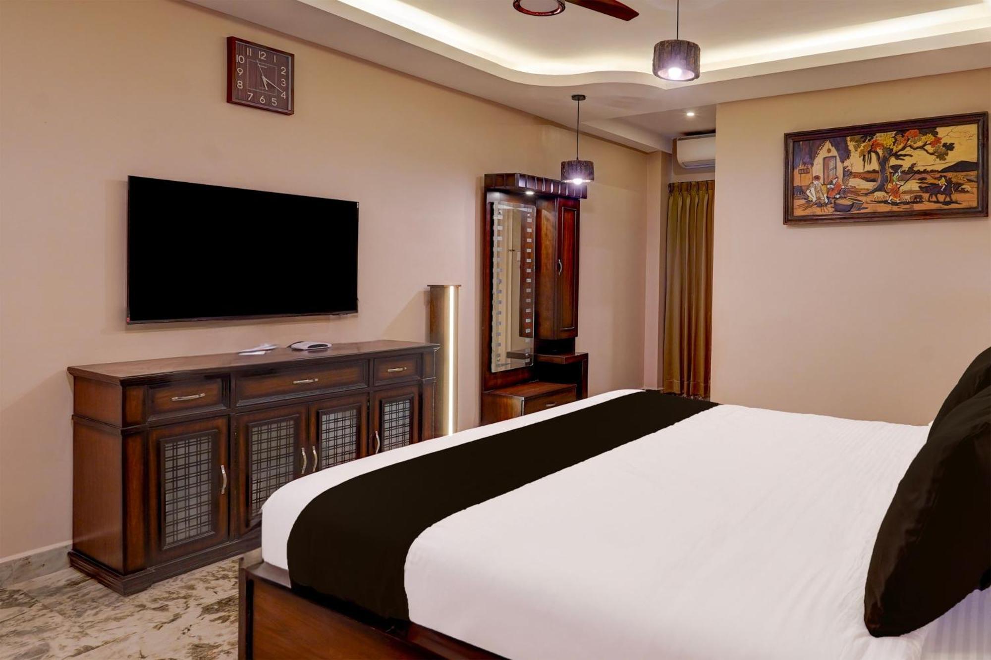 Super Townhouse Nk Vivanta Luxury