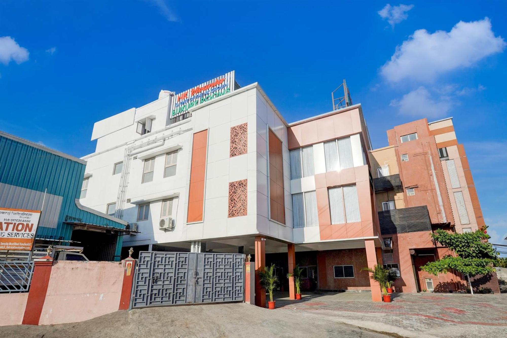Super Townhouse Nk Vivanta Luxury Hotel 4*