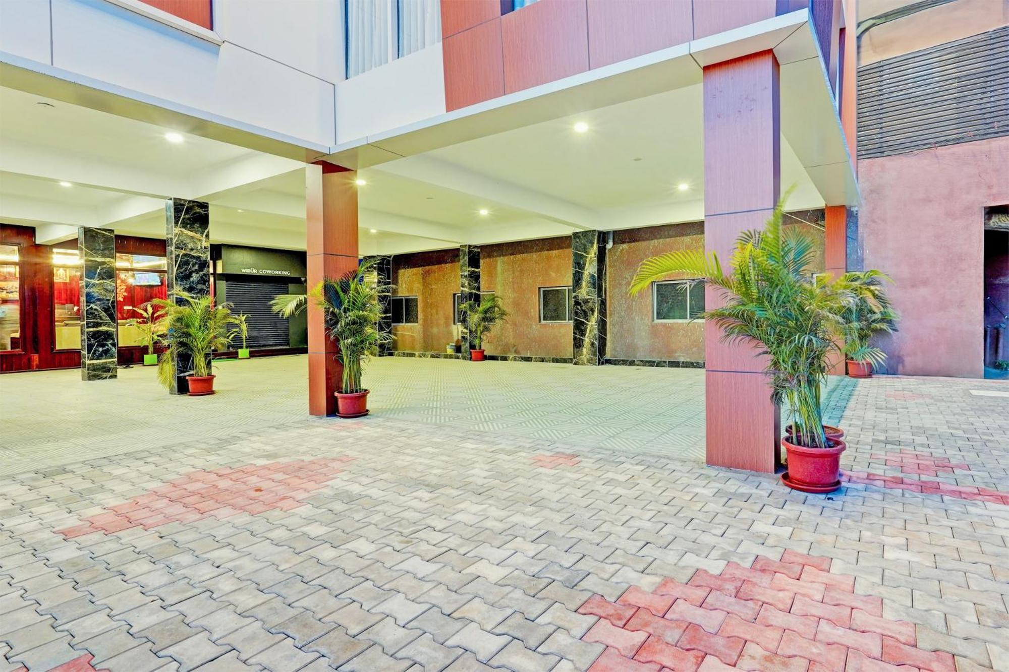 Super Townhouse Nk Vivanta Luxury 4*