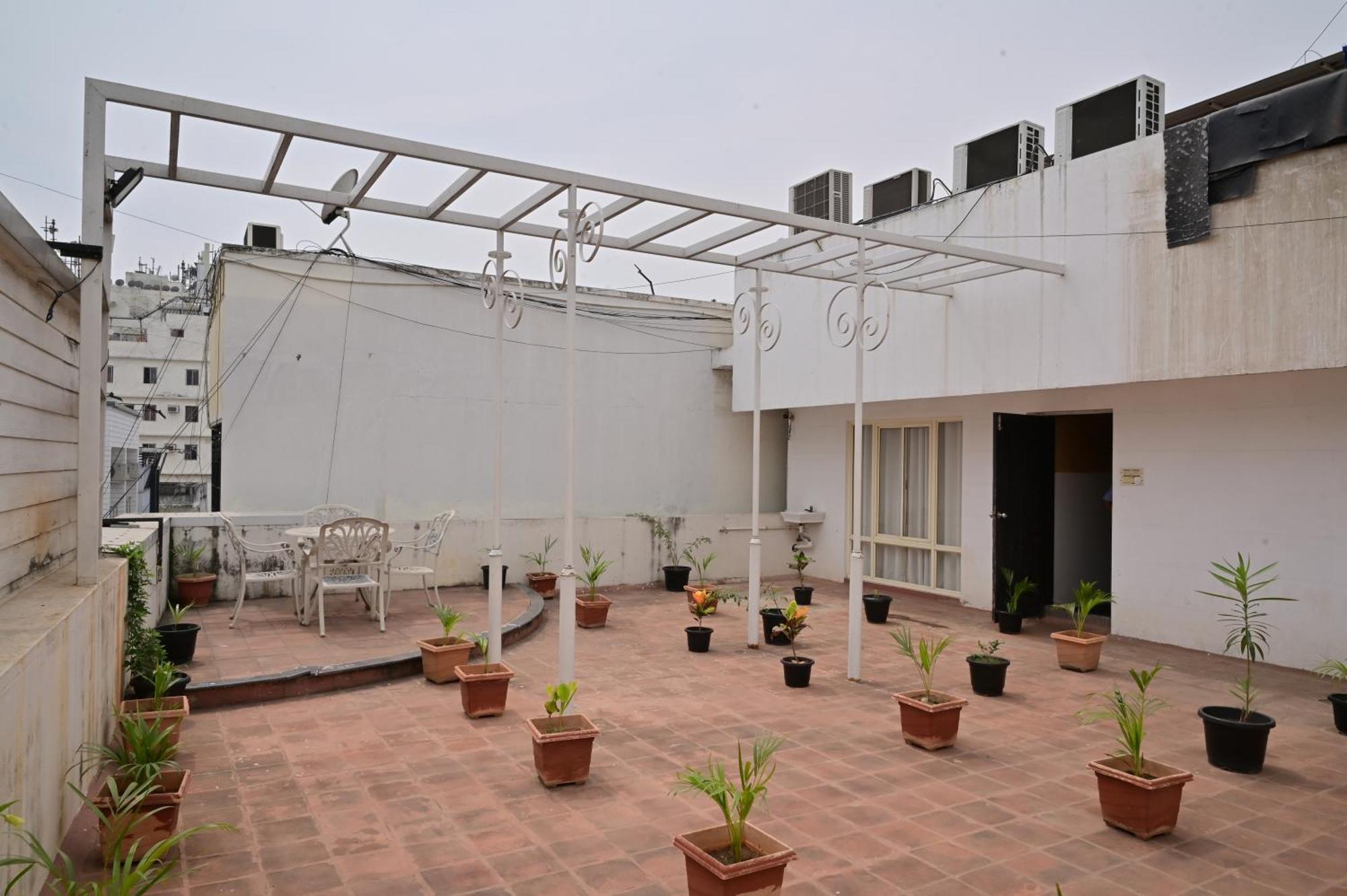 Hotel Grand Cascade Chennai