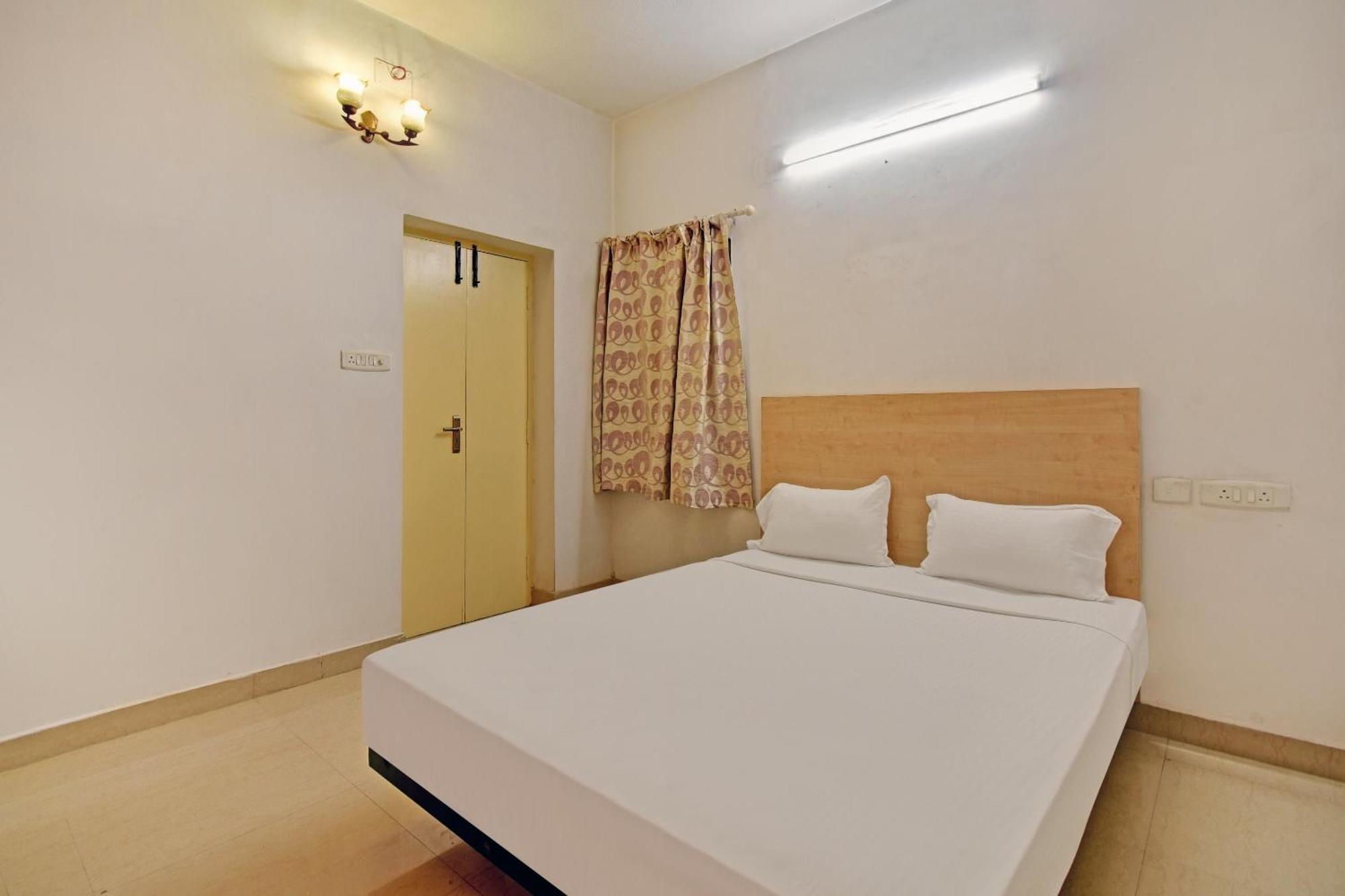 O Dakshin Ecr Hotel