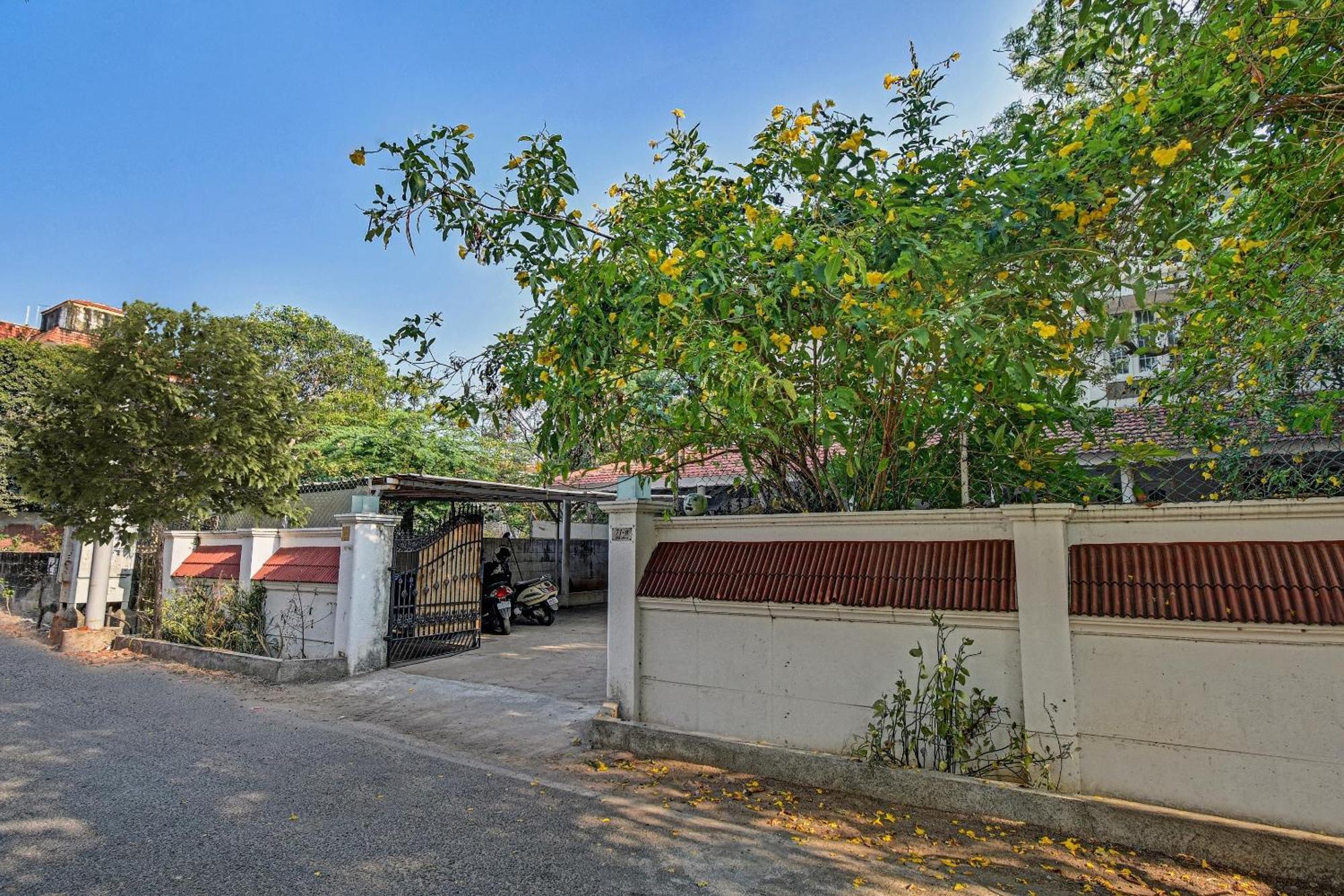 Hotel O Dakshin Ecr 3*