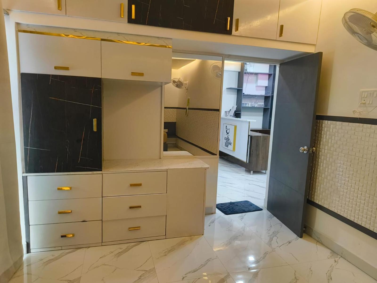 Oyster - 3bhk - Luxury *
