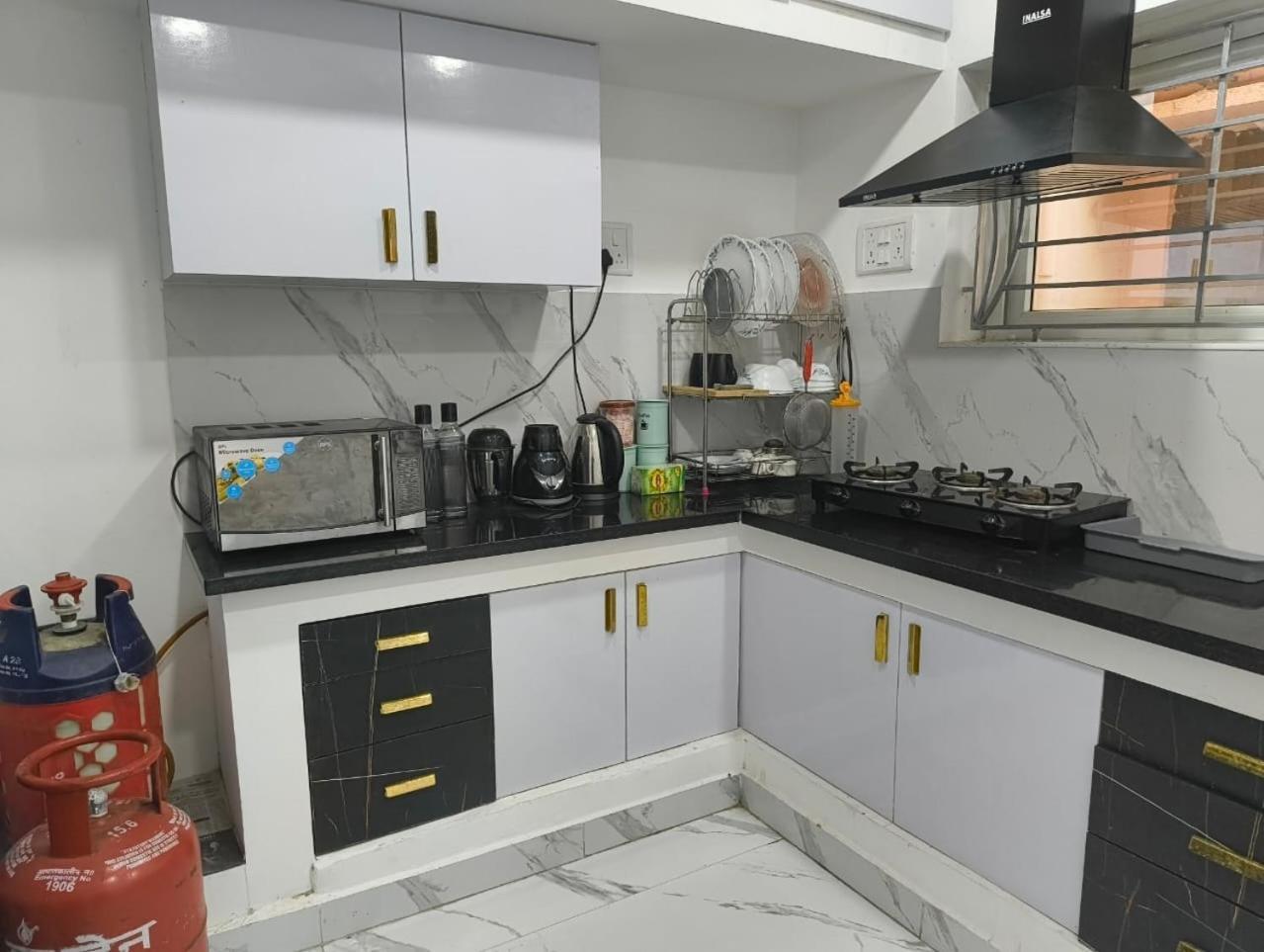 Oyster - 3bhk - Luxury Guest house