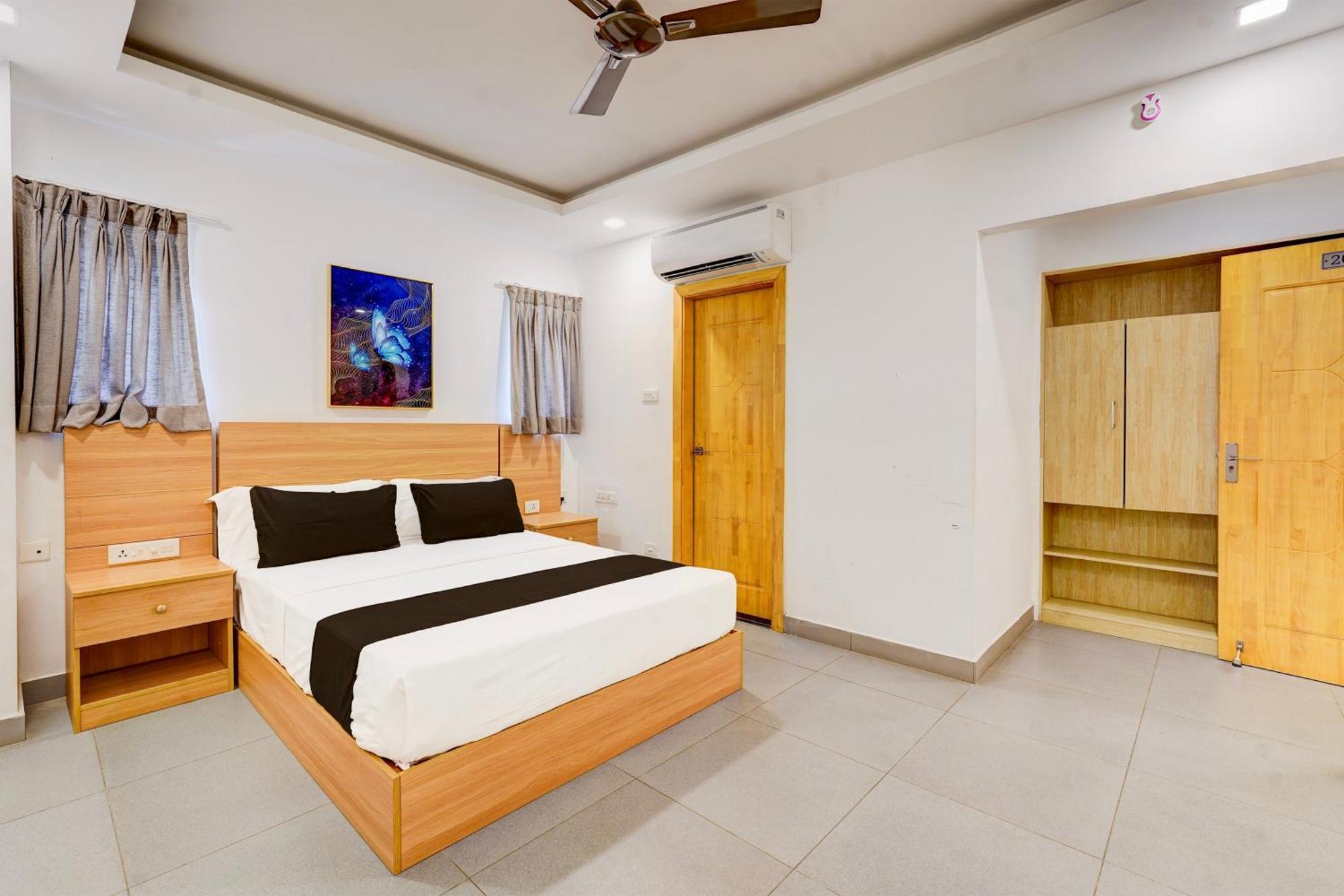 Hotel O Na Grand Residency 3*
