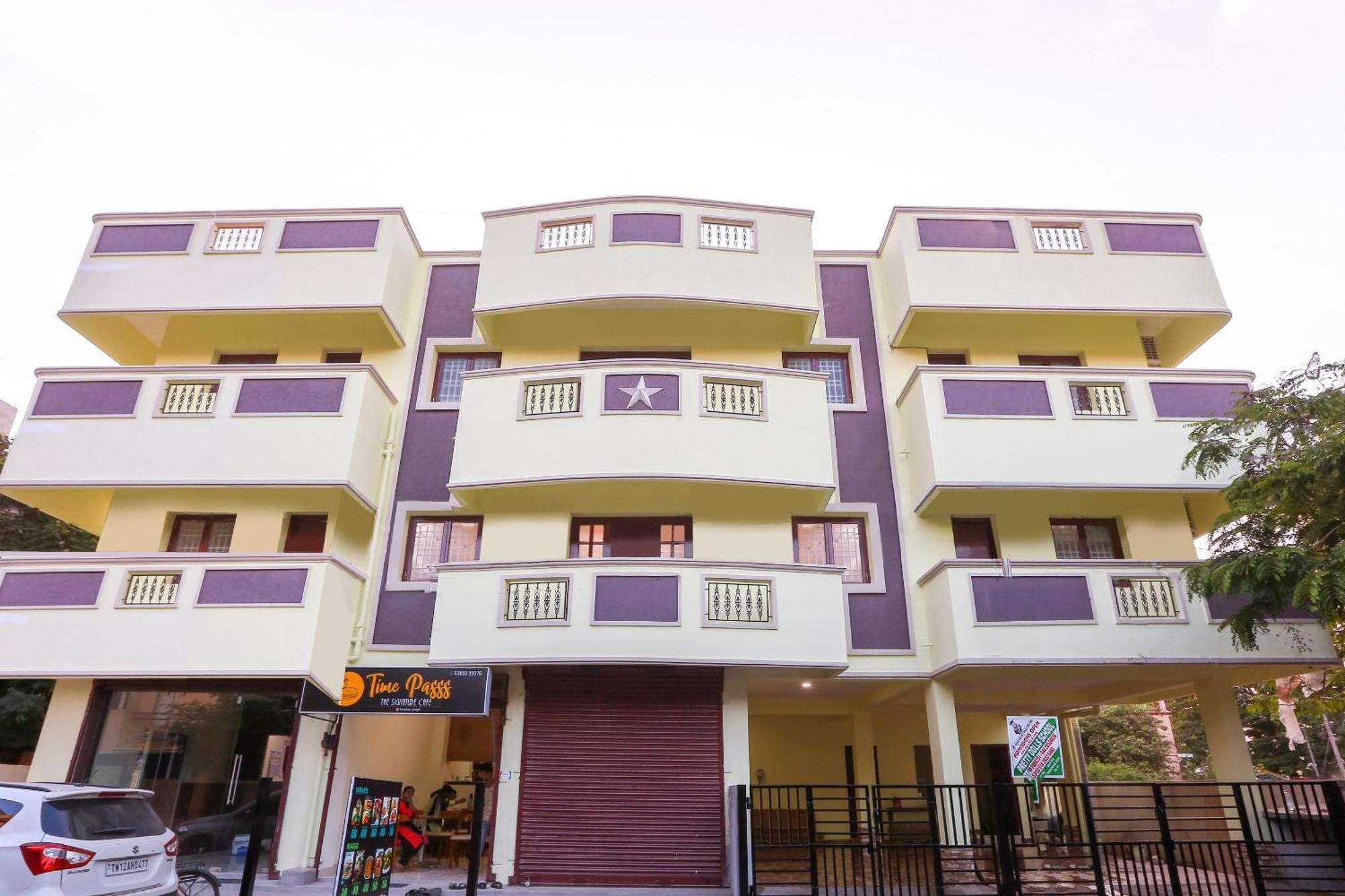 O Essential Residency Hotel 3*