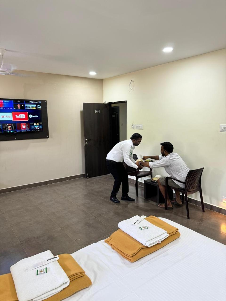 Sangeetha Business