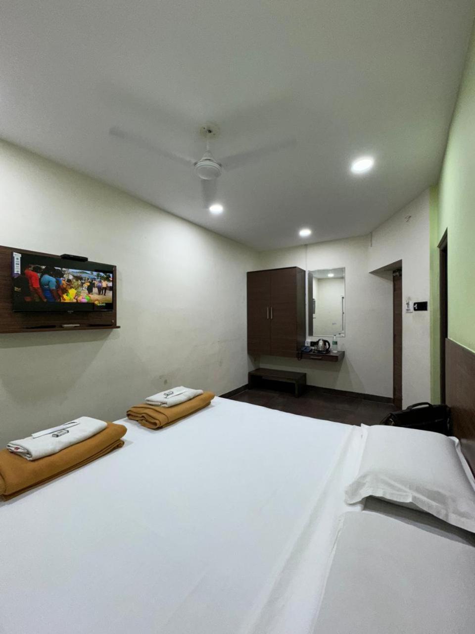 Hotel Sangeetha Business 3*
