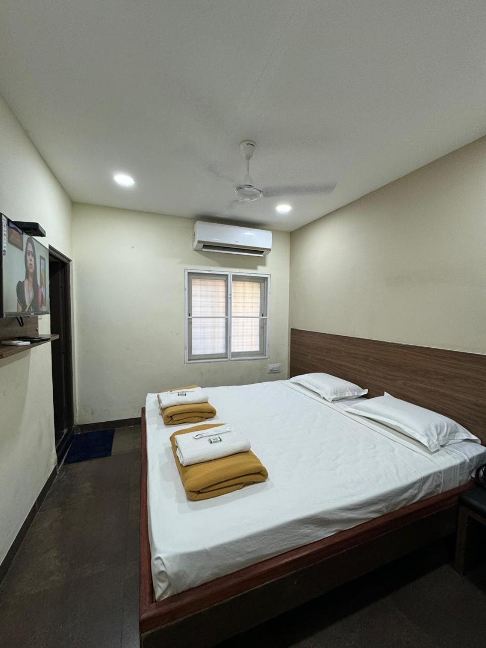 Sangeetha Business Hotel