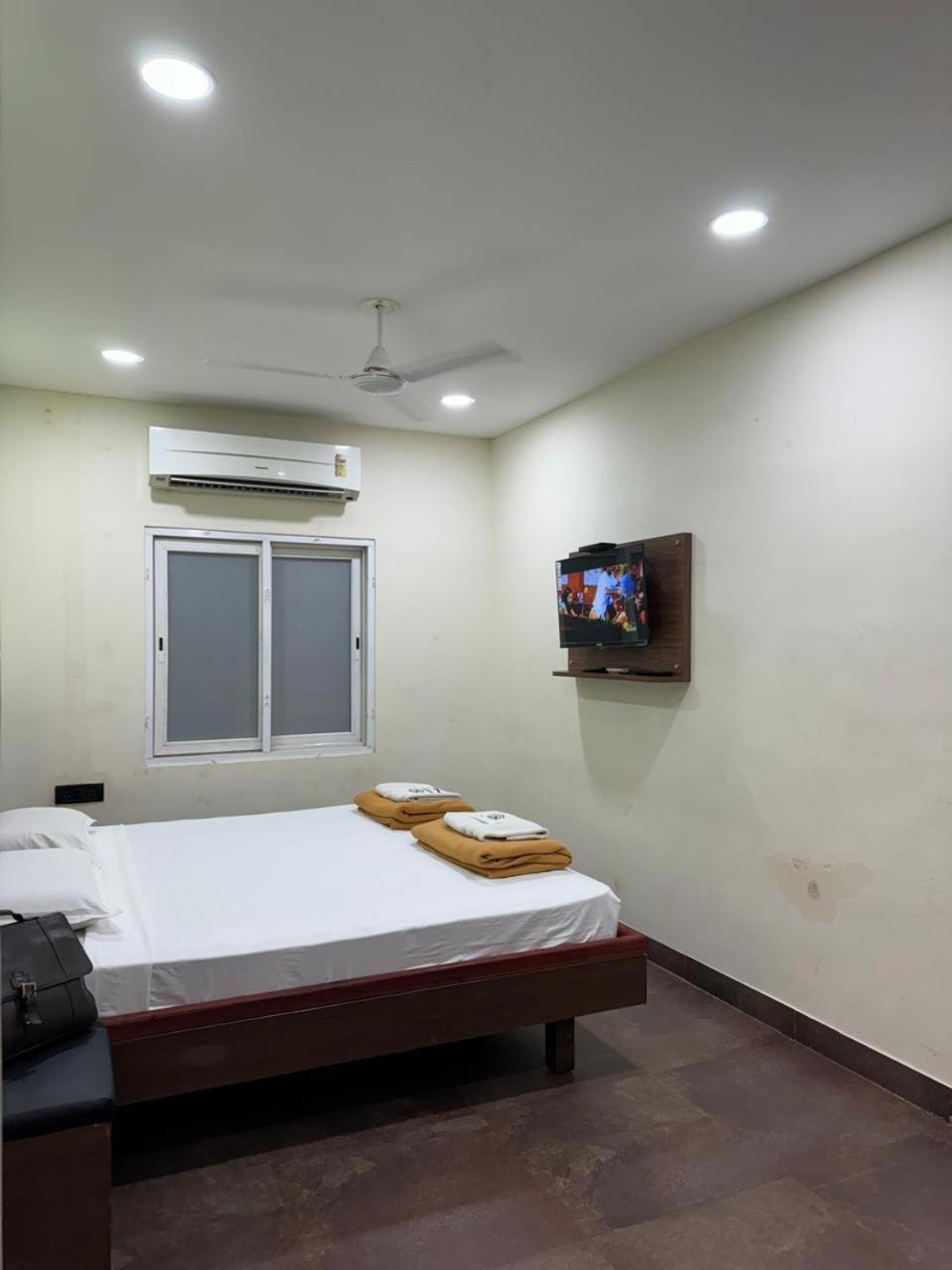 Sangeetha Business Hotel 3*
