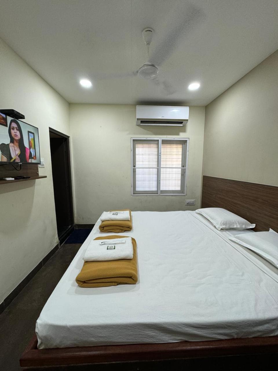 Hotel Sangeetha Business 3*