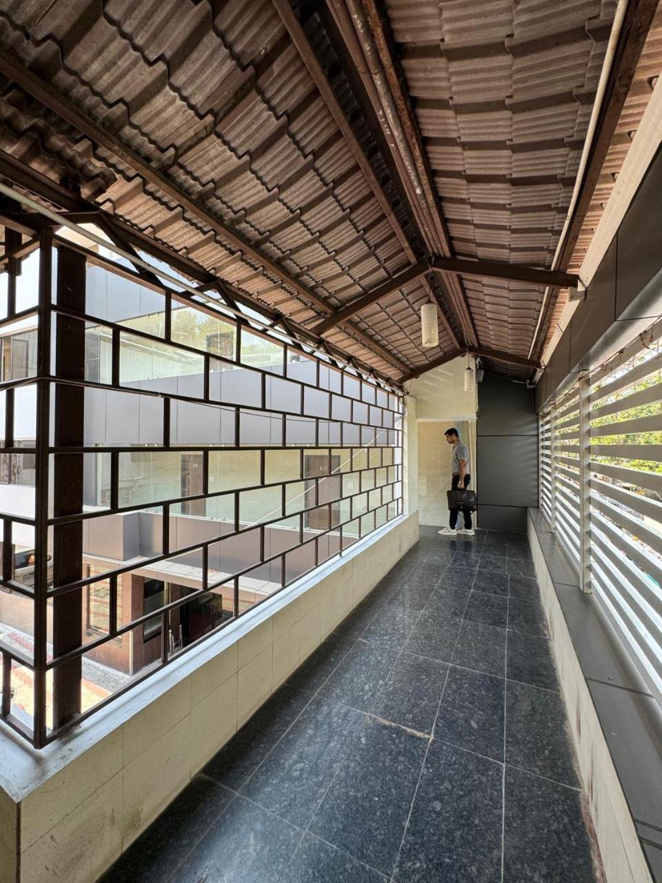 Sangeetha Business Hotel