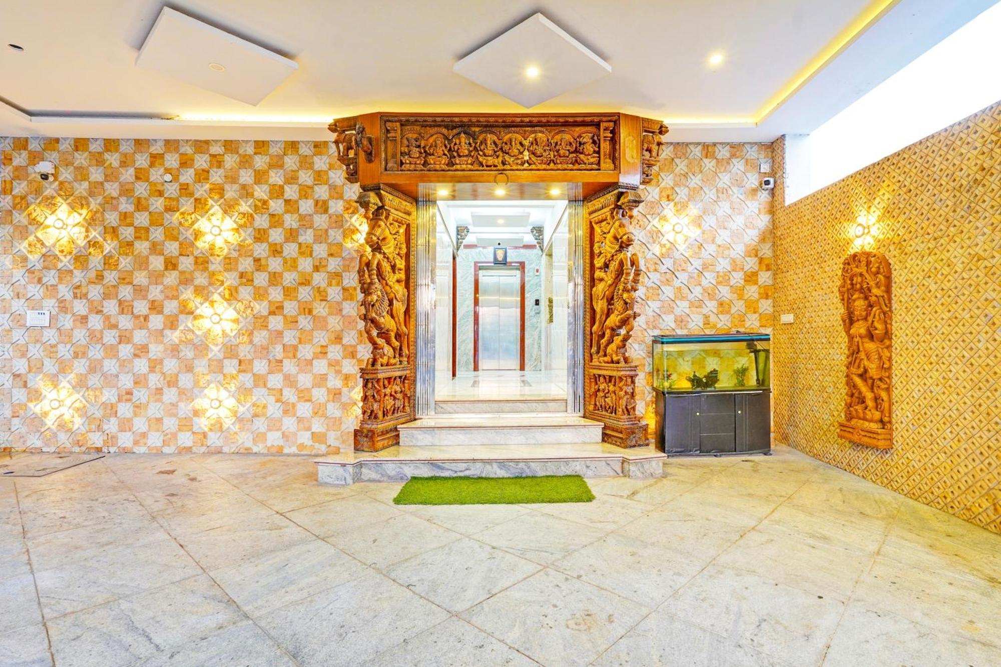 O Eswar Residency Hotel 4*