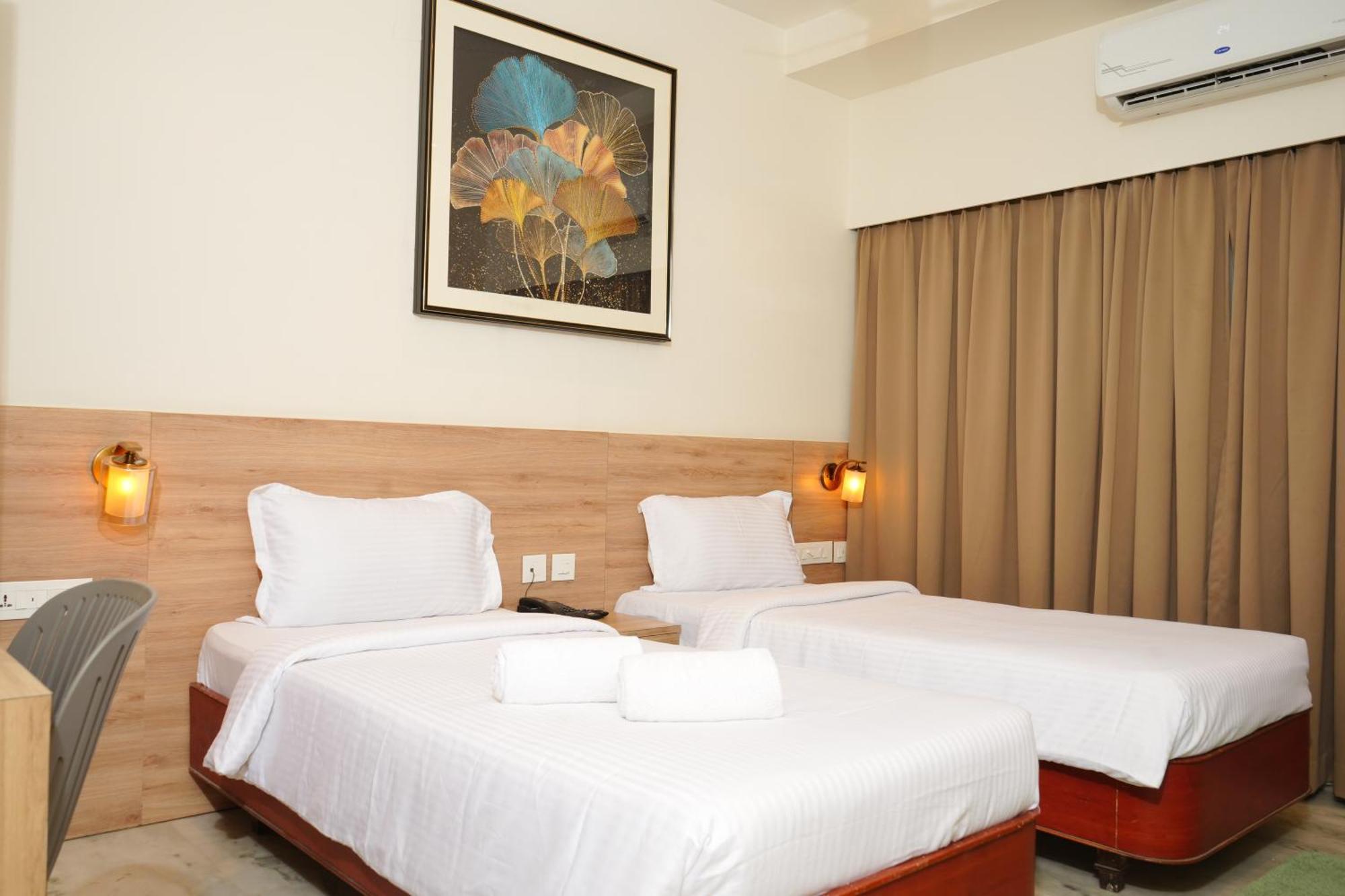 Royal Paris 3* Chennai